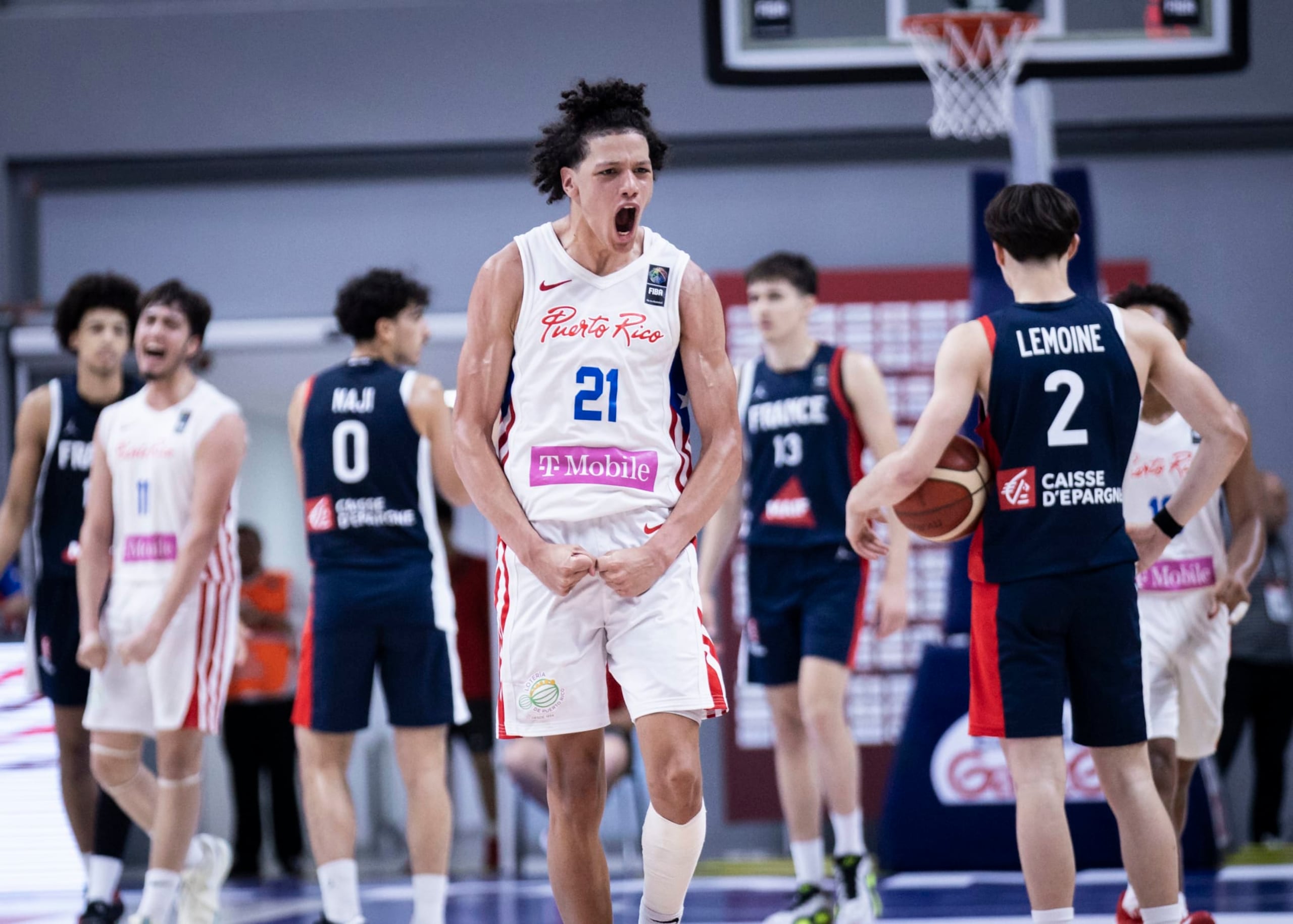 Felipe Quiñones guió al Equipo Nacional a la victoria sobre Francia,