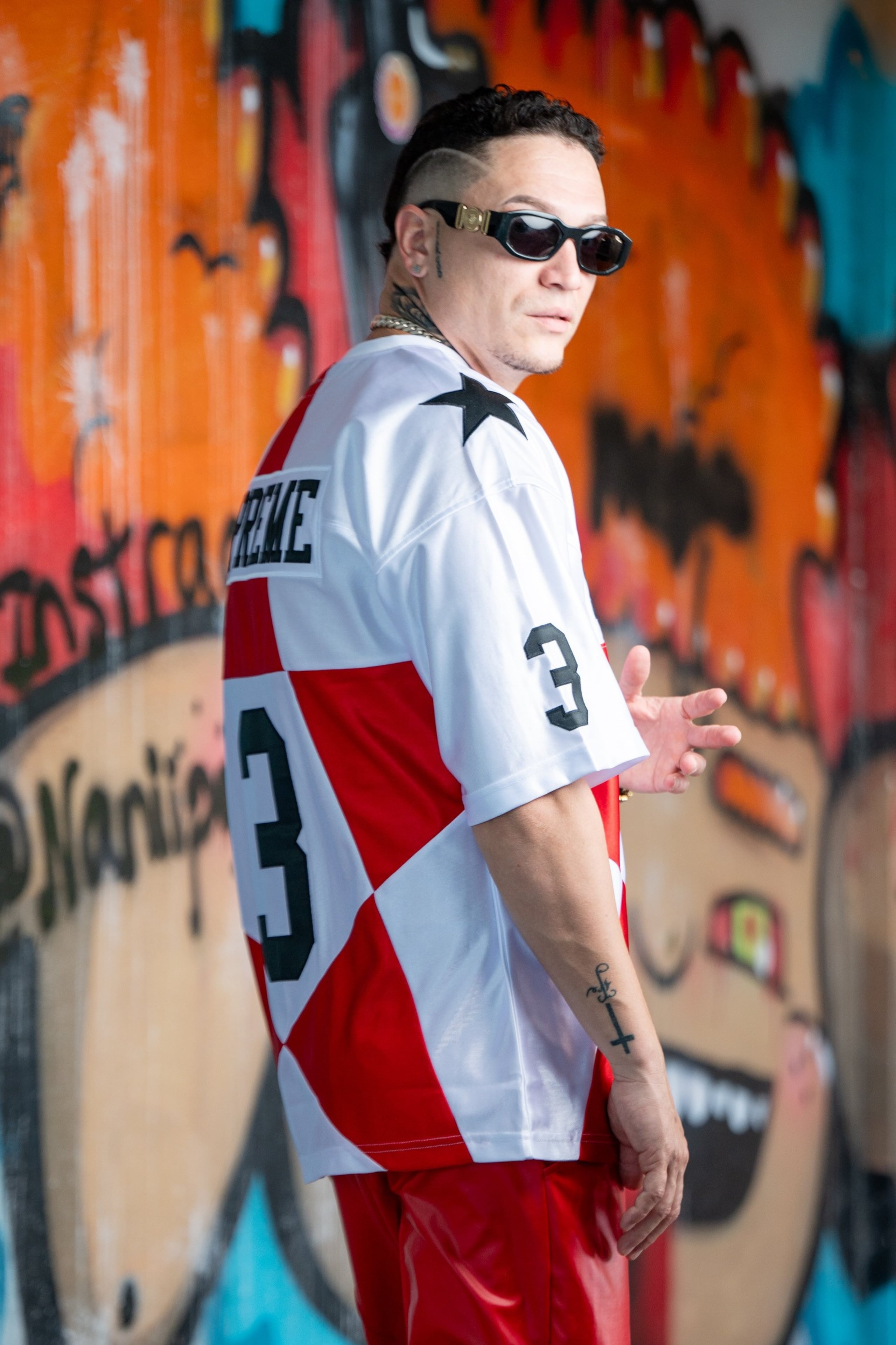 Letra La Tinta en Sangre es una de las voces emergentes de la escena urbana.