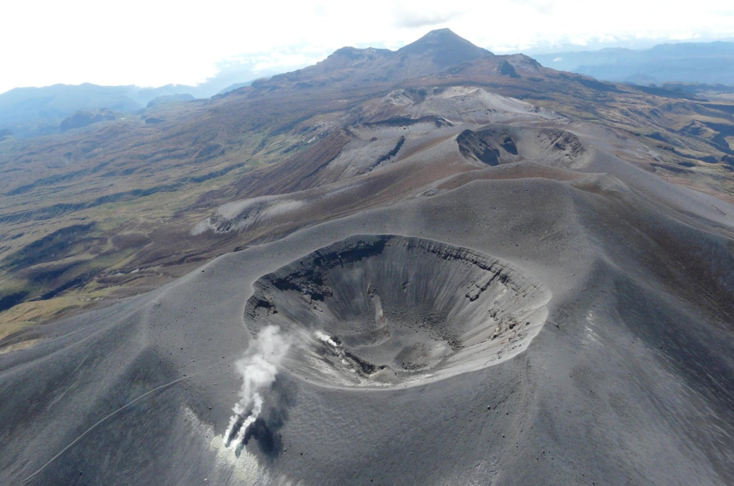 La última erupción del volcán Puracé, de magnitud considerable, ocurrió en marzo de 1977, aunque desde 2021 viene presentando cambios paulatinos en su actividad.