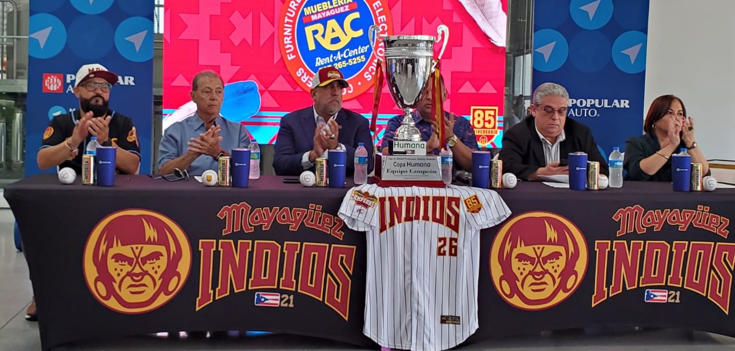 La gerencia de los Indios presentó a la plantilla en Cervecera de Puerto Rico.
