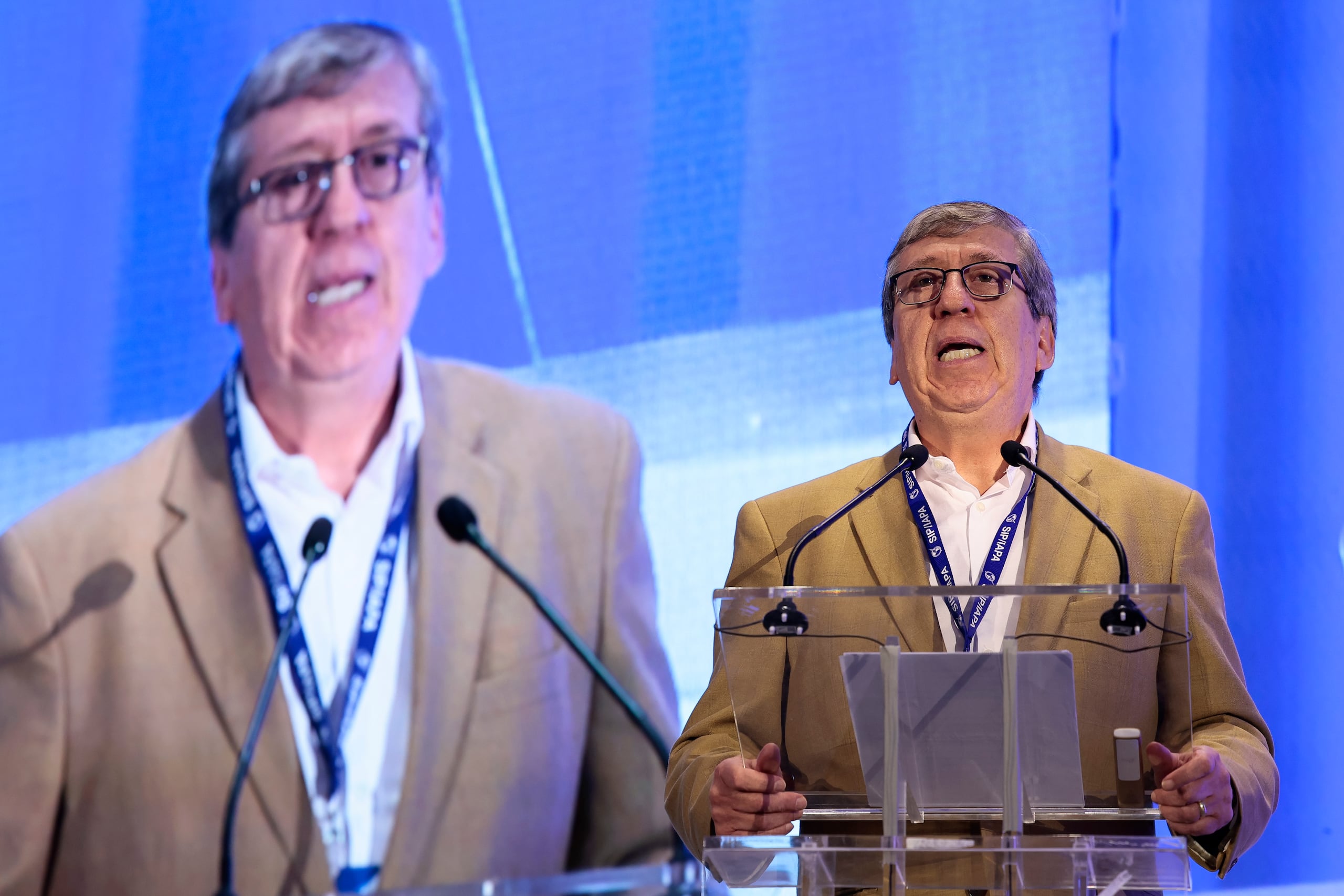 El presidente de la SIP, Roberto Rock, lamentó "el peligro en el que los y las periodistas locales desempeñan su trabajo, convirtiéndose en víctimas de los criminales".