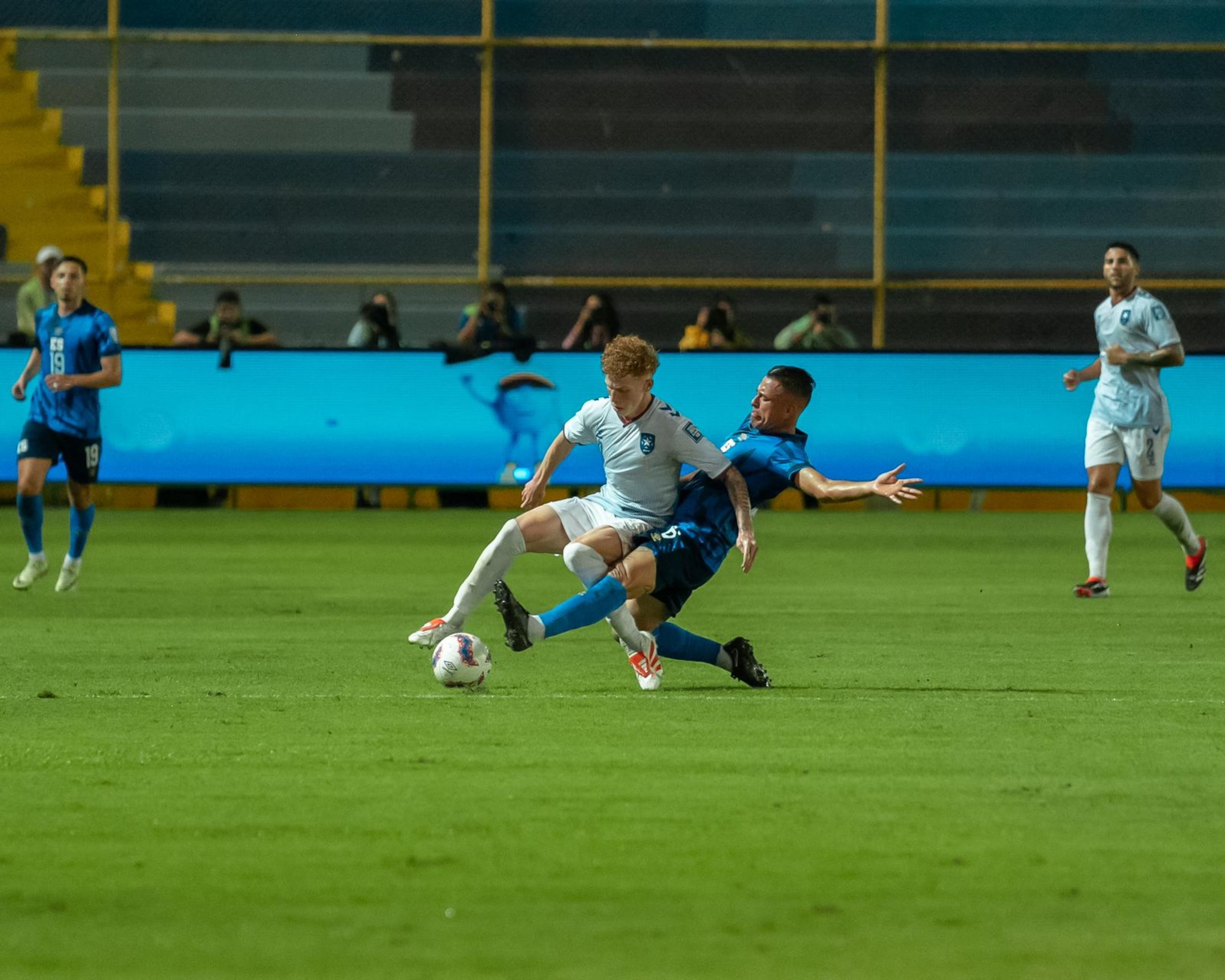 Jeremy de León liderará a Puerto Rico ante Anguila este martes en Bayamón.