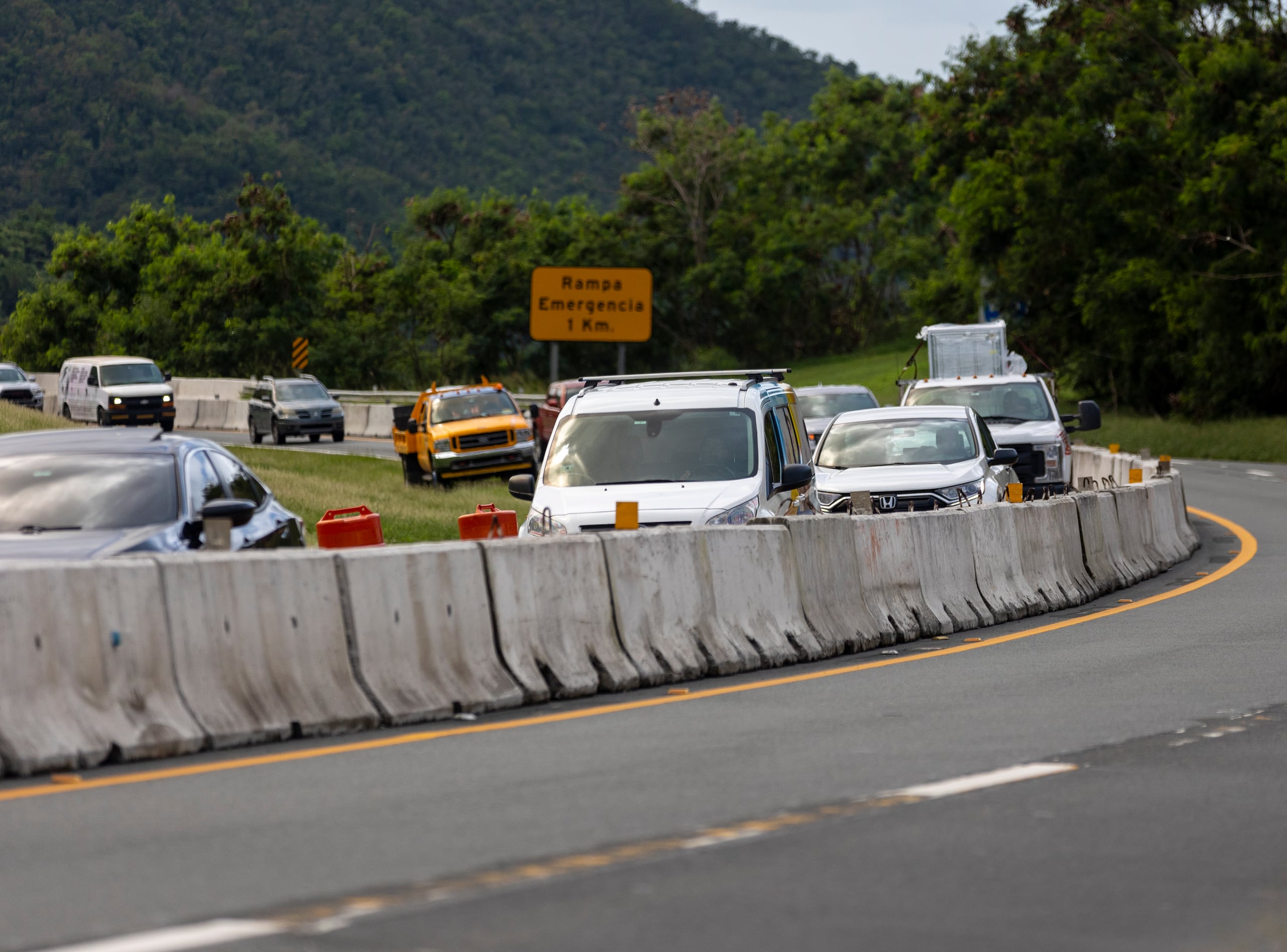8 de Noviembre del 2022 Derrumbe en. La autopista Luis A Ferre de Salinas A Cayey derrumbe causado. Por la lluvias del pasado fin. De semana
david.villafane@gfrmedia