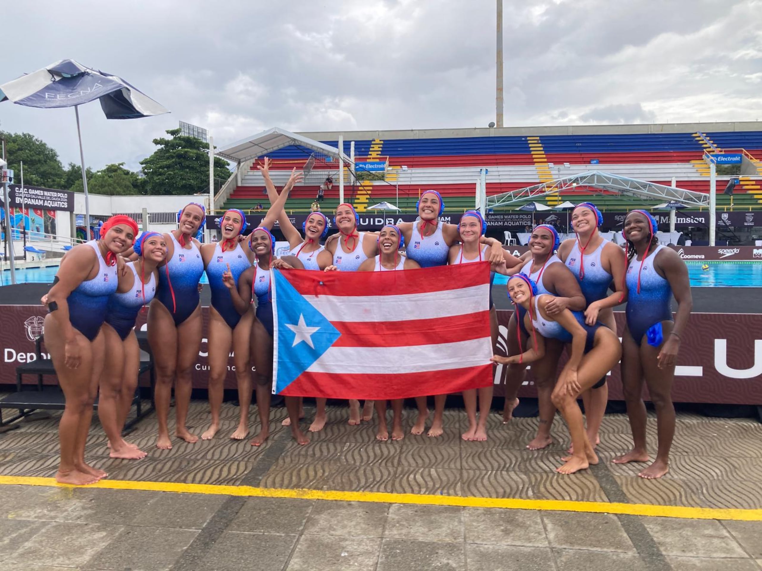 La selección femenina de polo acuático.
