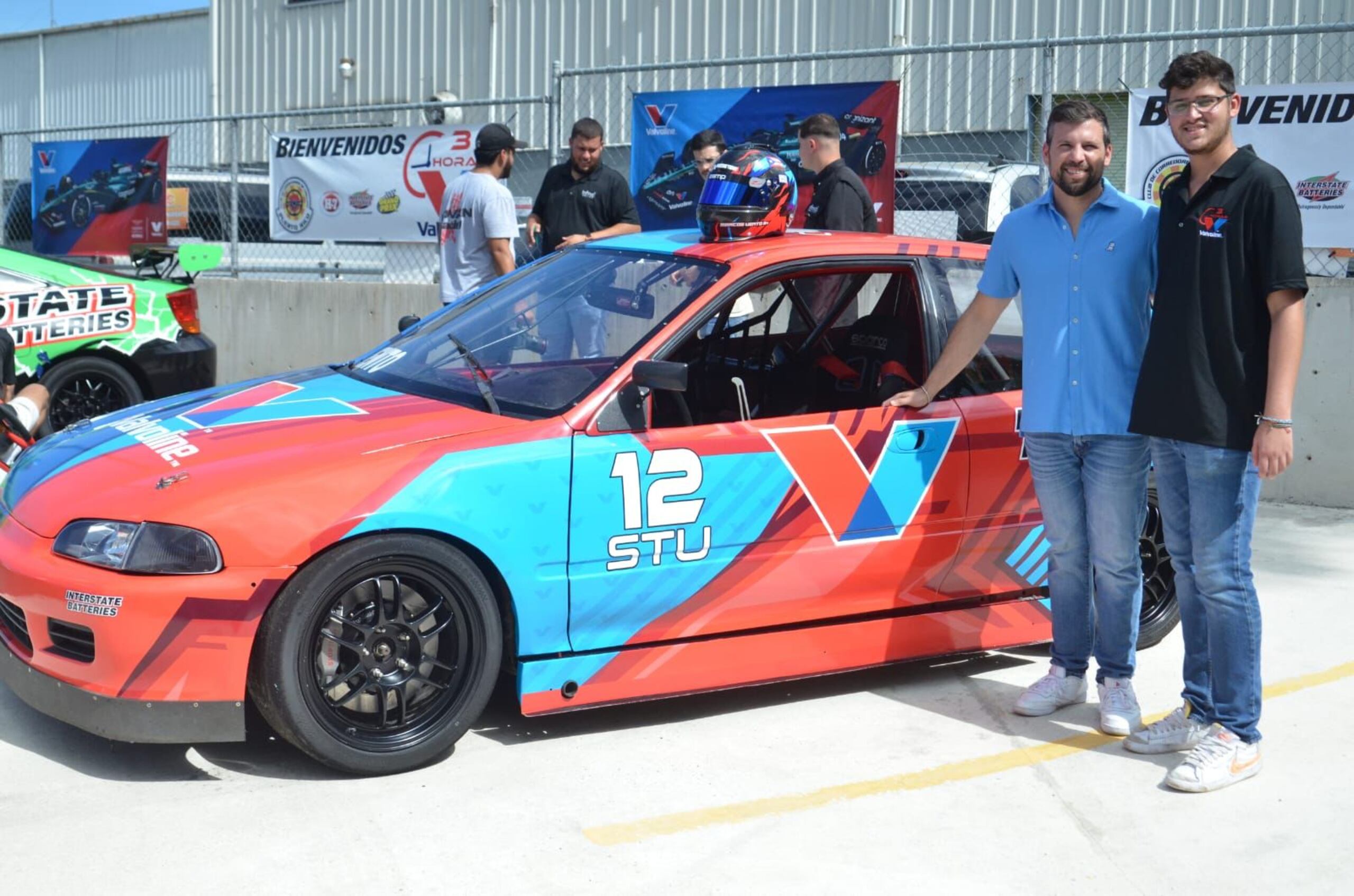 Bryan Ortiz (a la izquierda) participará del evento.