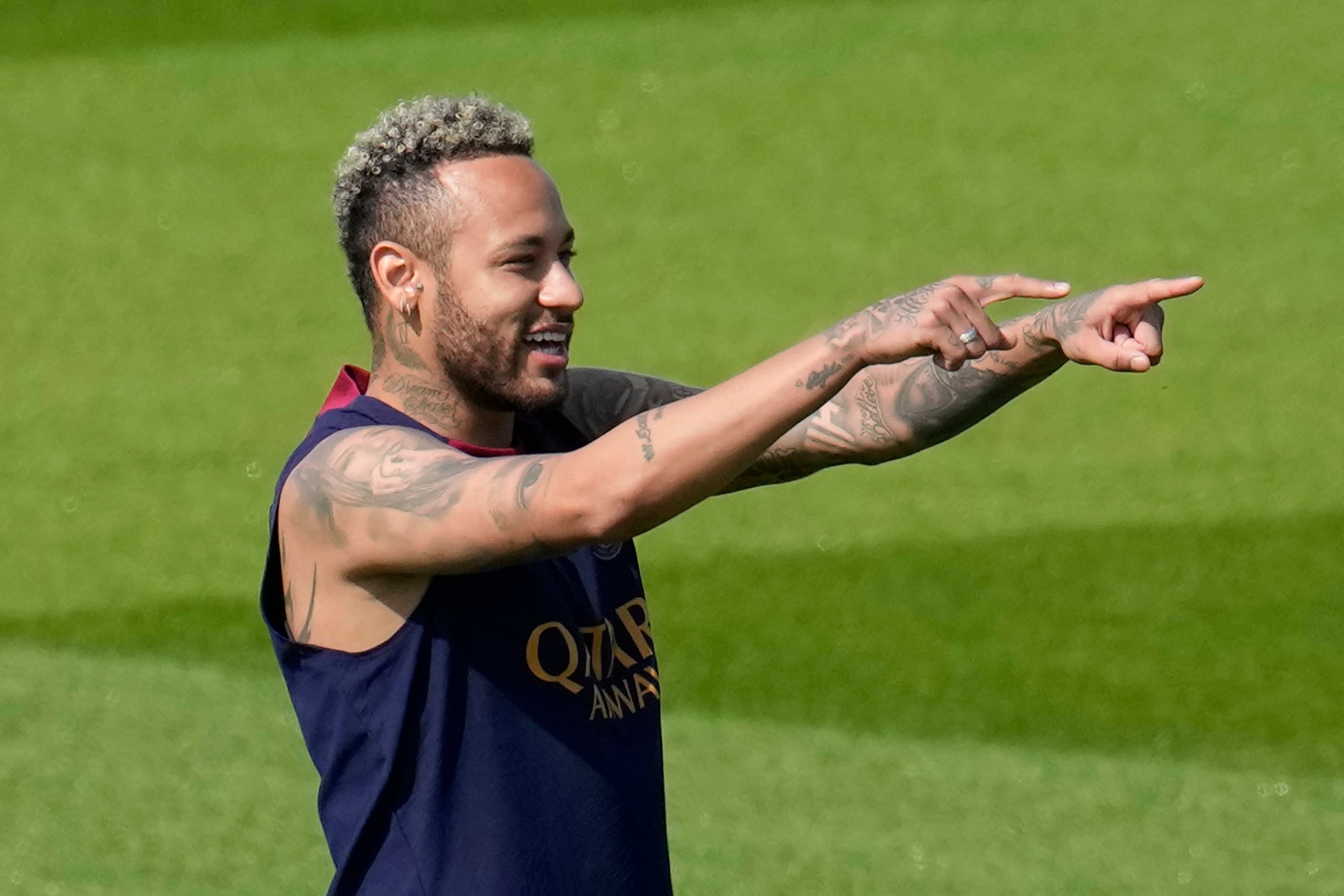 Neymar vivió un año futbolístico atravesado por diversos problemas físicos que lo mantuvieron fuera de las canchas.