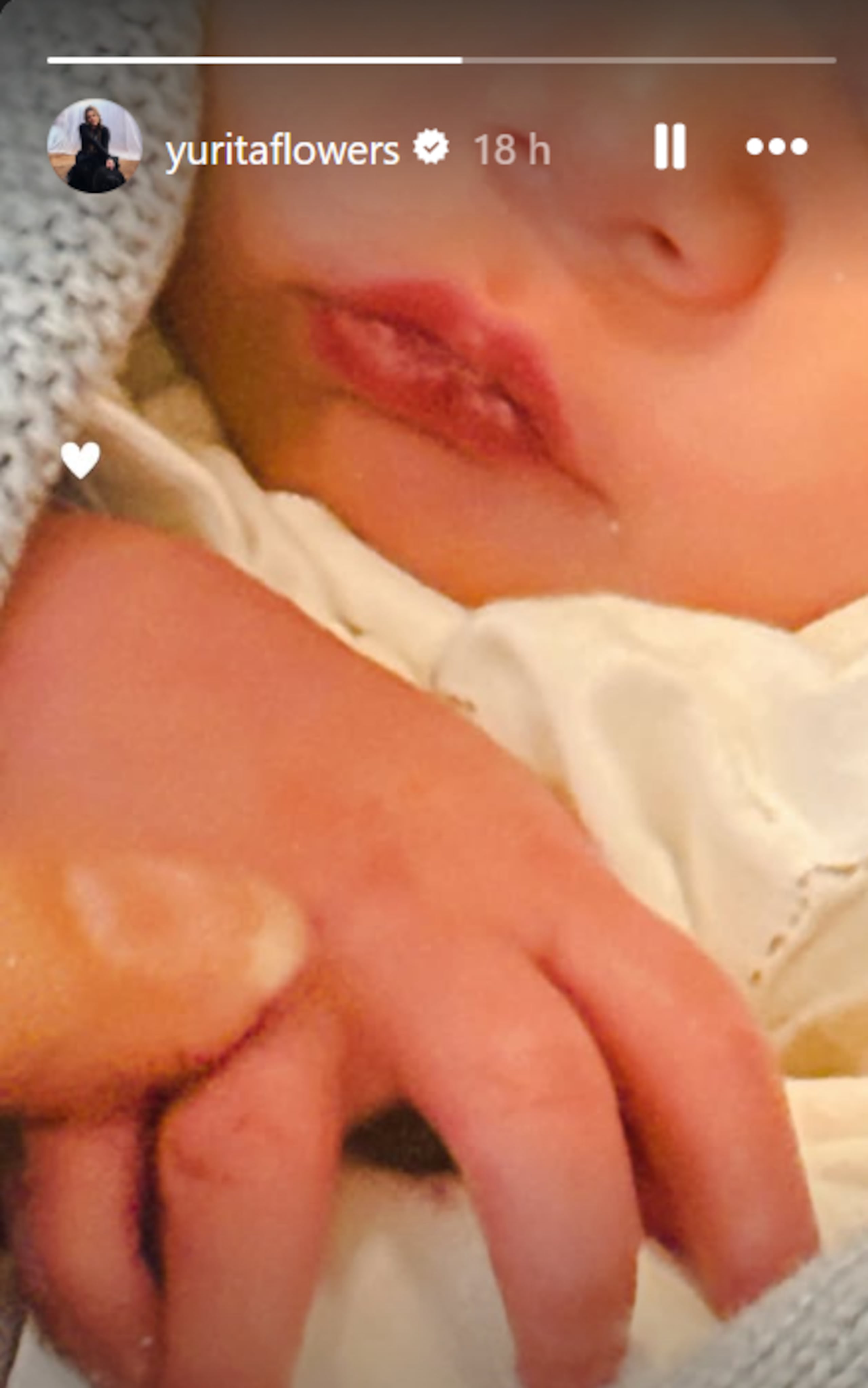 Nace el tercer bebé de Yuridia