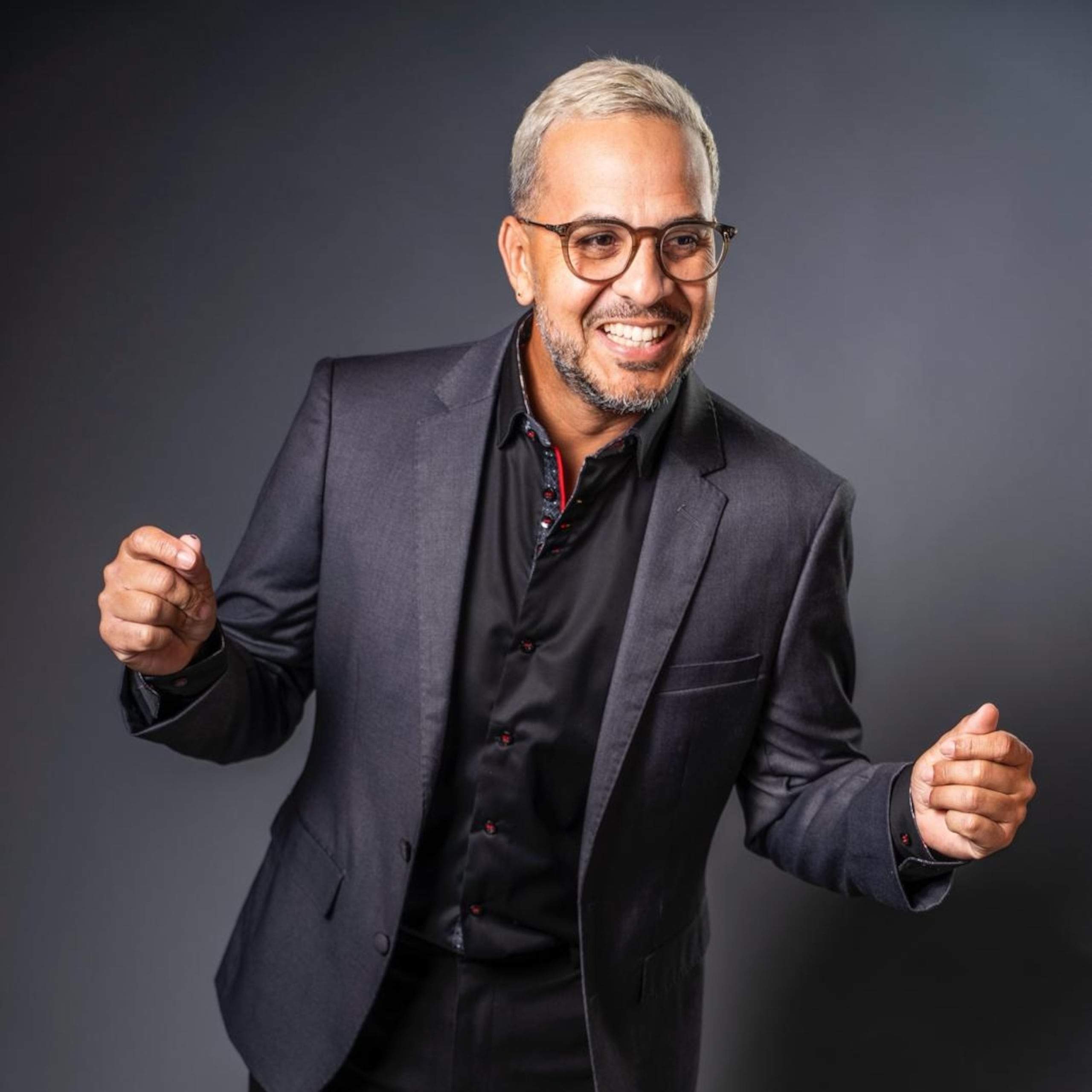 El artista manifestó su satisfacción por el éxito que arrancó como un simple "experimento" en un salón de baile de un hotel en la Isla.