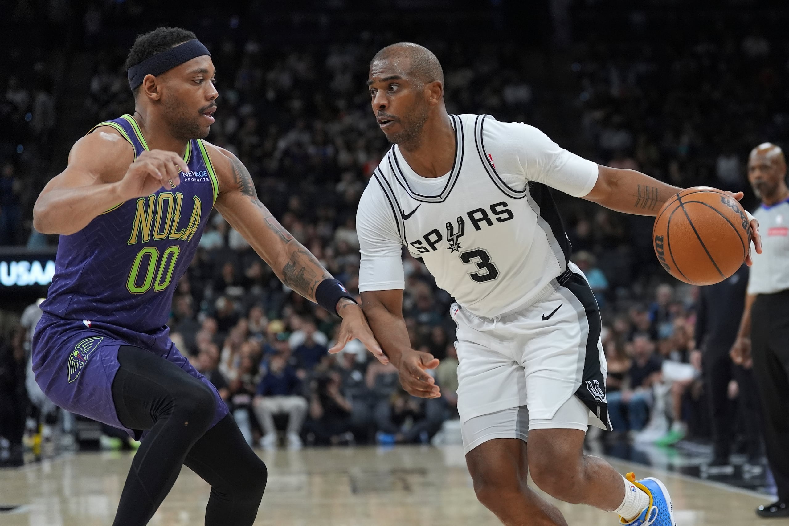 Chris Paul jugó la pasada temporada para los Spurs de San Antonio.
