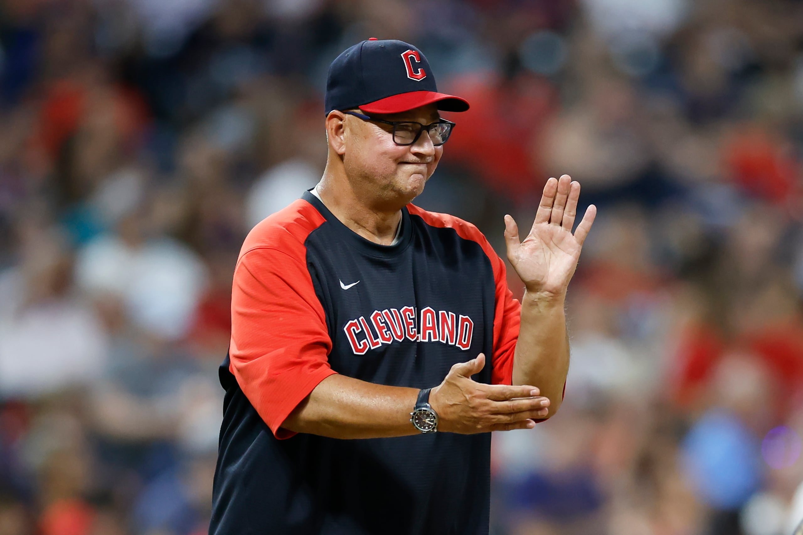 Terry Francona durante su tiempo como mánager de los Guardians de Cleveland.