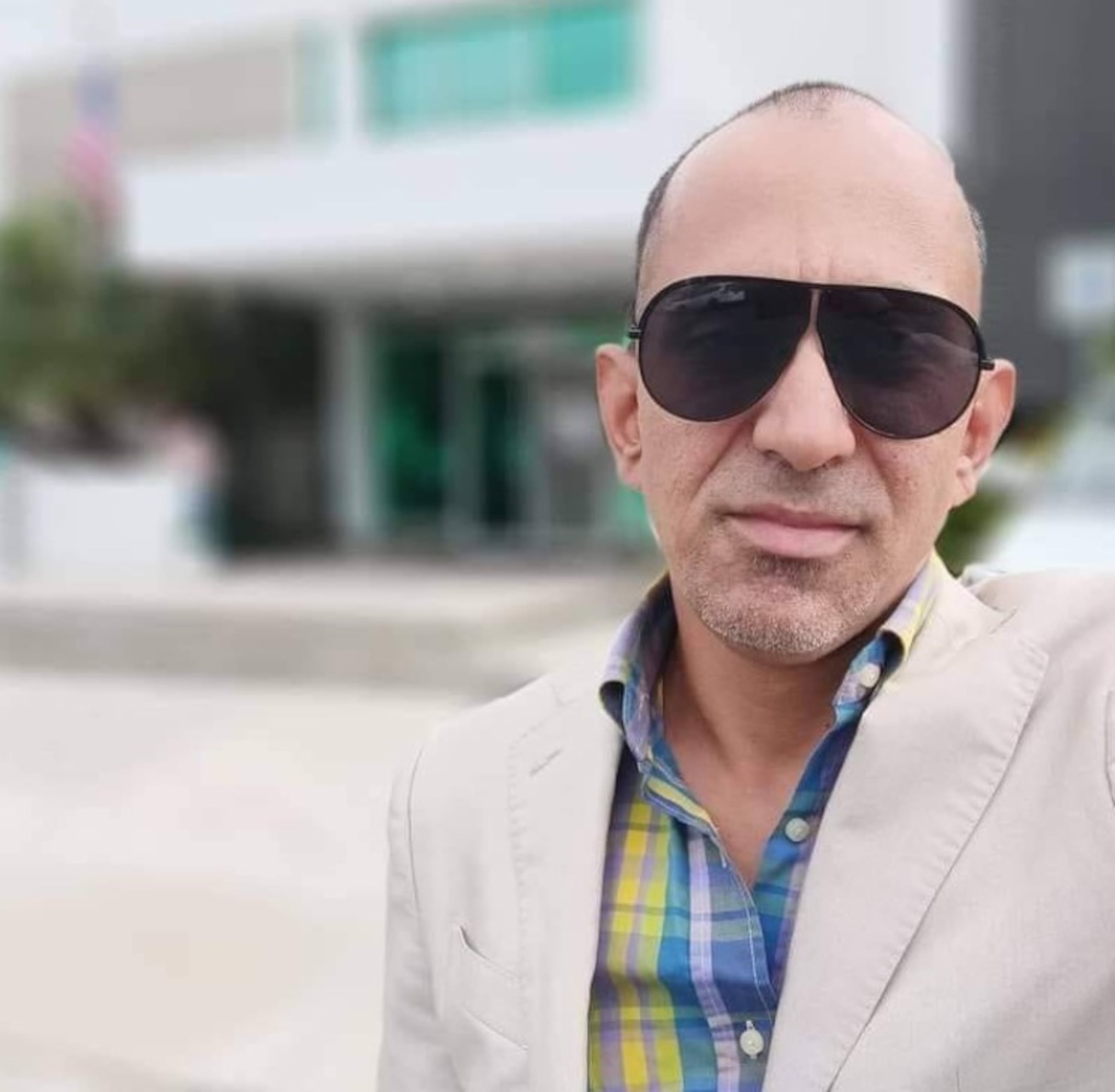 Víctor Juan Enríquez Del Valle fue baleado mientras transitaba por la avenida Eduardo Conde en Villa Palmeras.