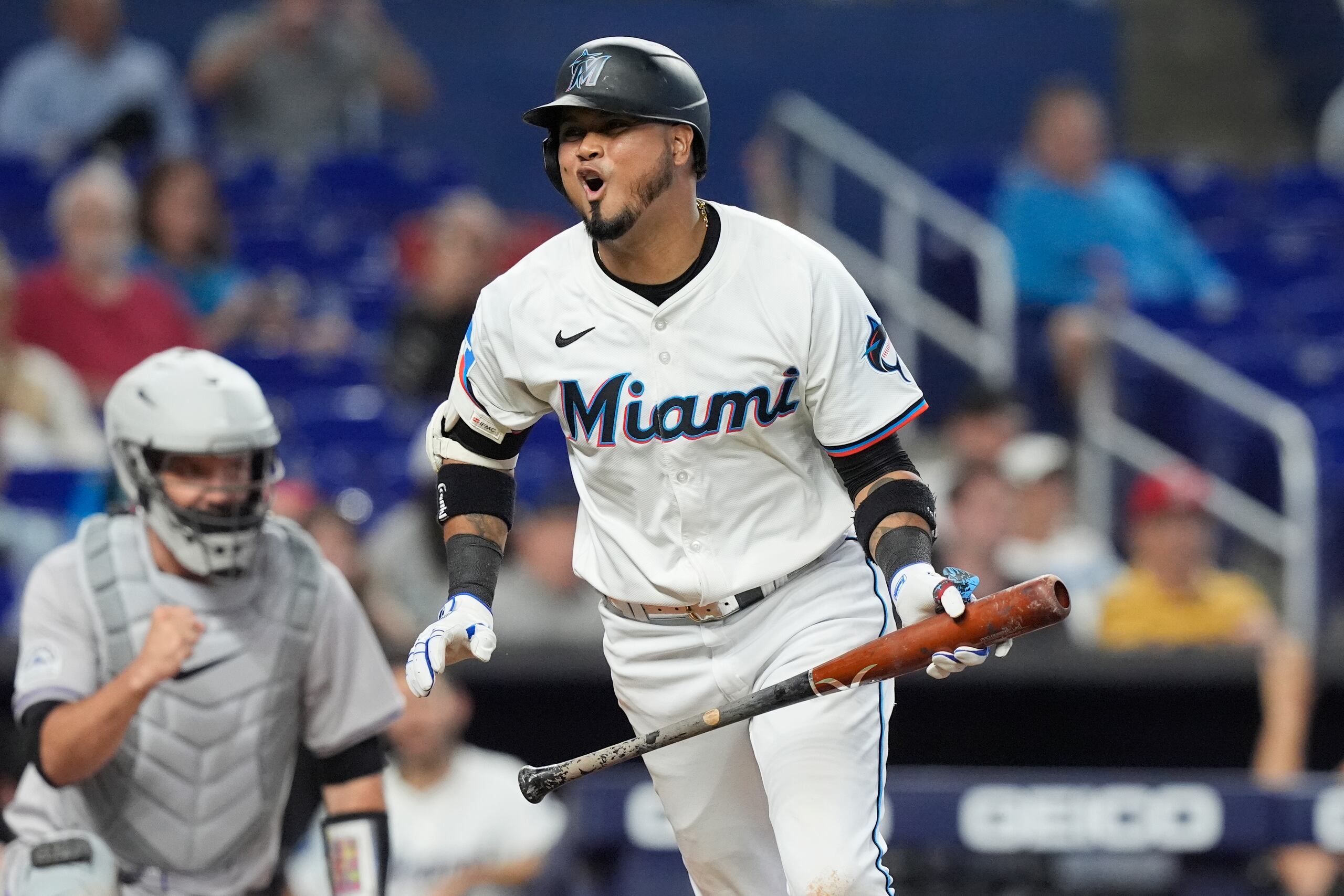 Luis Arráez en uniforme de los Marlins de Miami.
