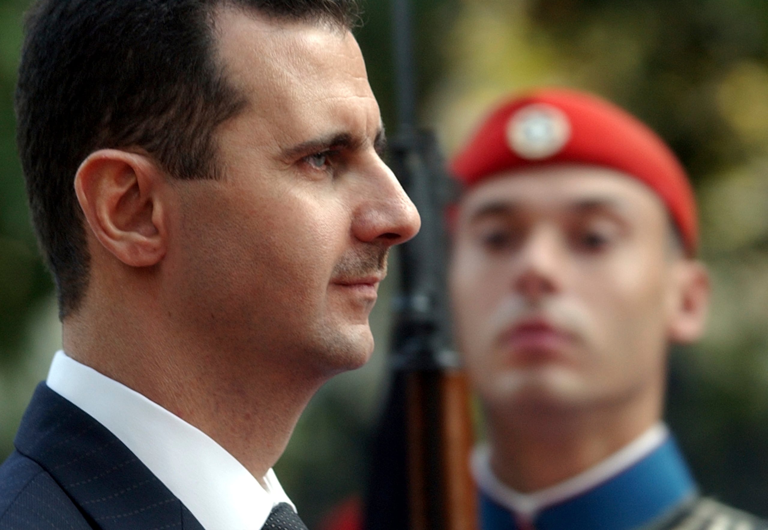 Las agencias rusas Tass y RIA citaron a una fuente no identificada del Kremlin sobre el asilo otorgado a Assad y su familia en Moscú.