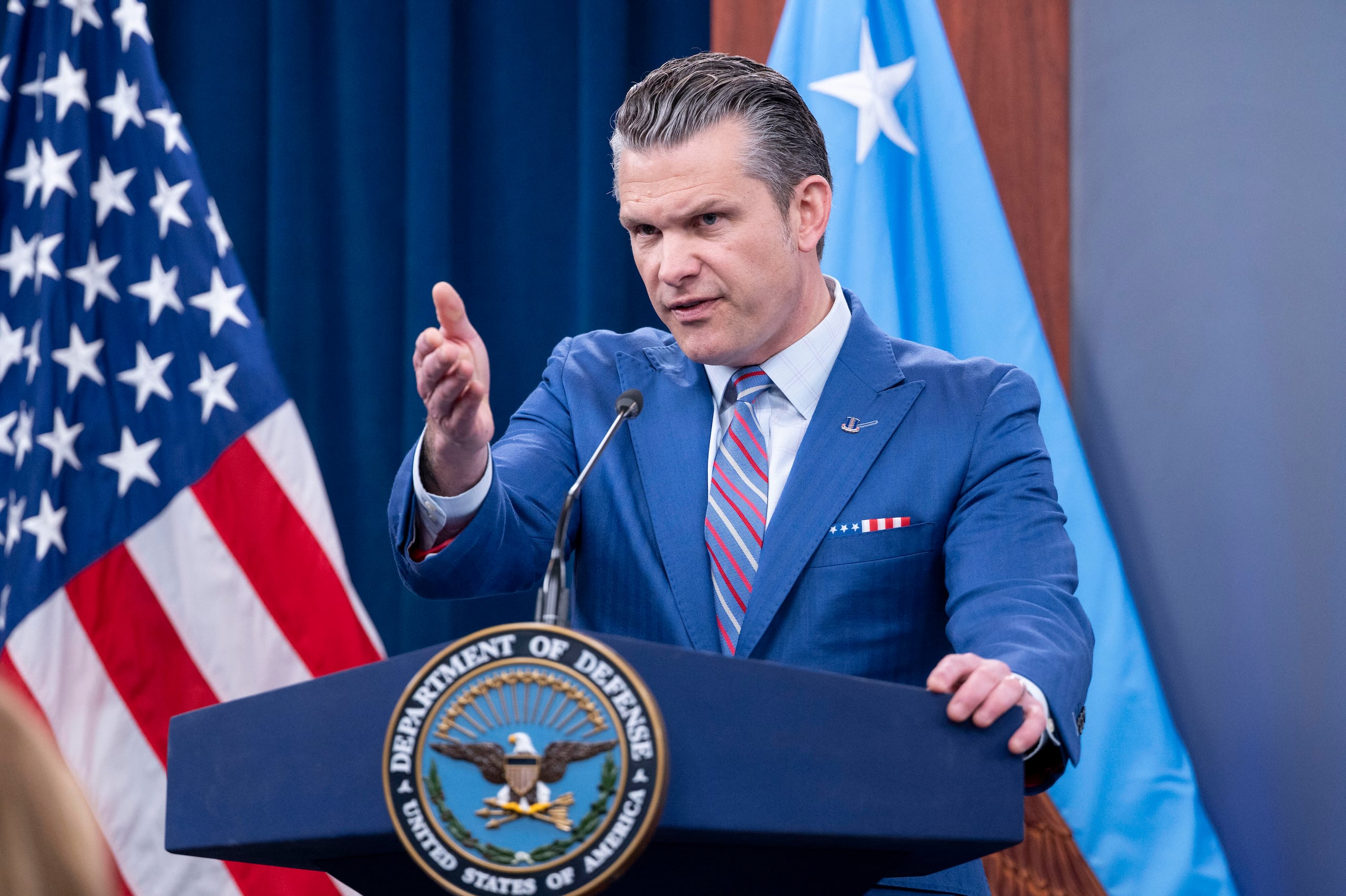 Hegseth aseguró que el Pentágono cuenta con información precisa sobre las identidades de las 11 personas que viajaban en la embarcación atacada por Estados Unidos.