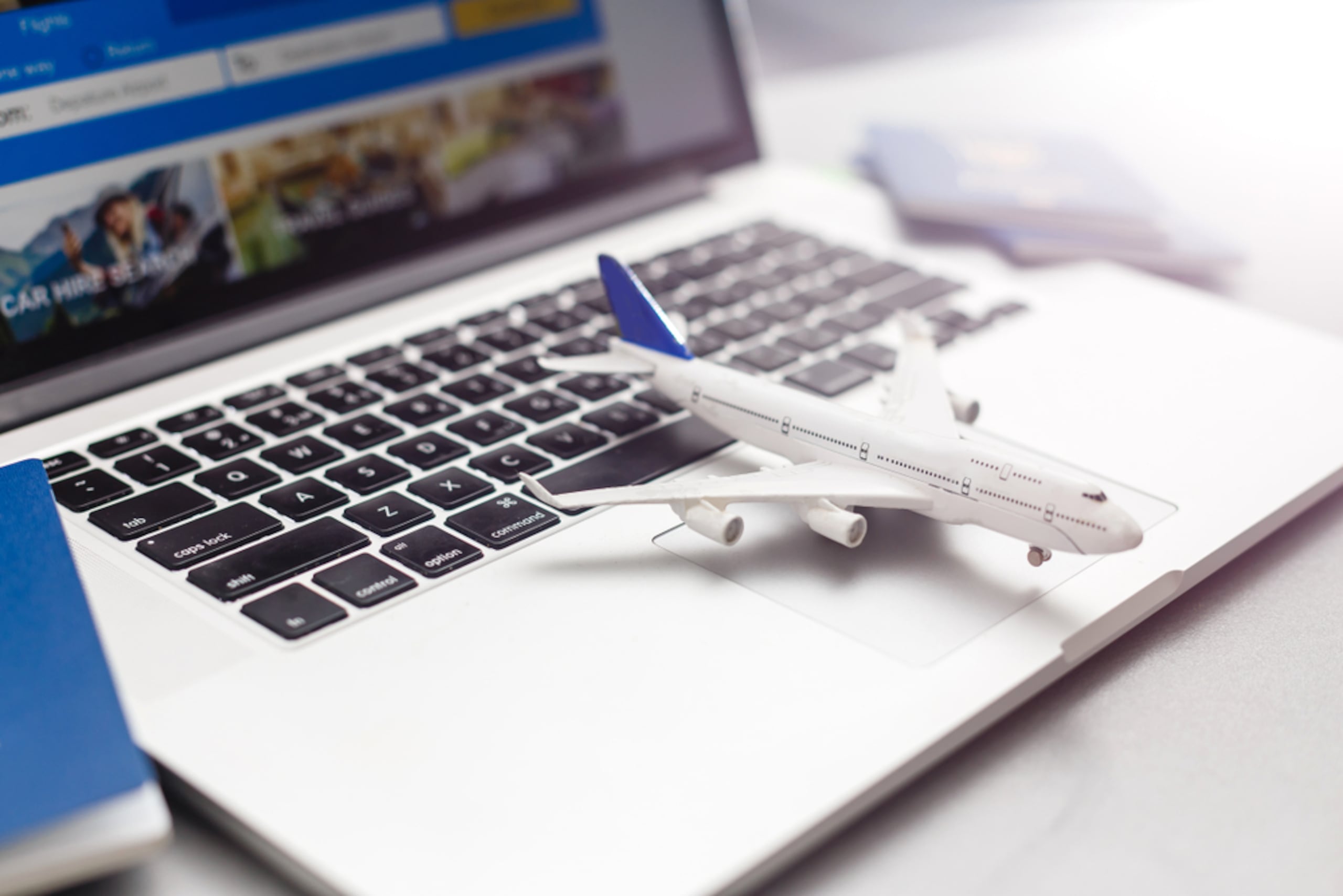 Reservar con al menos dos meses de anticipación puede garantizar mejores precios.