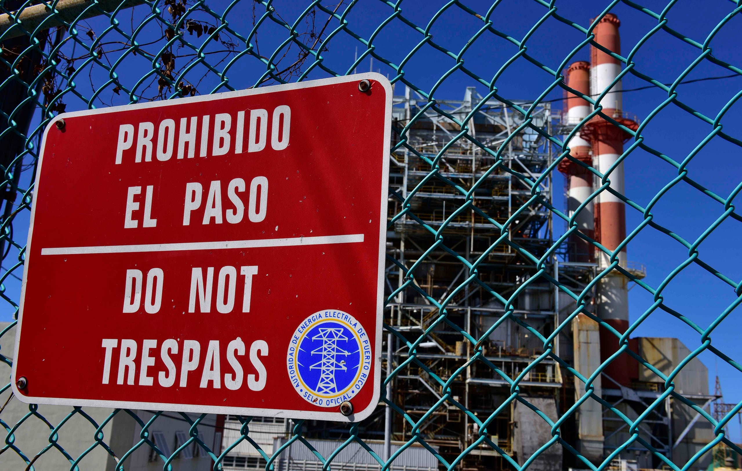 Termoeléctrca Aguirre en Salinas.