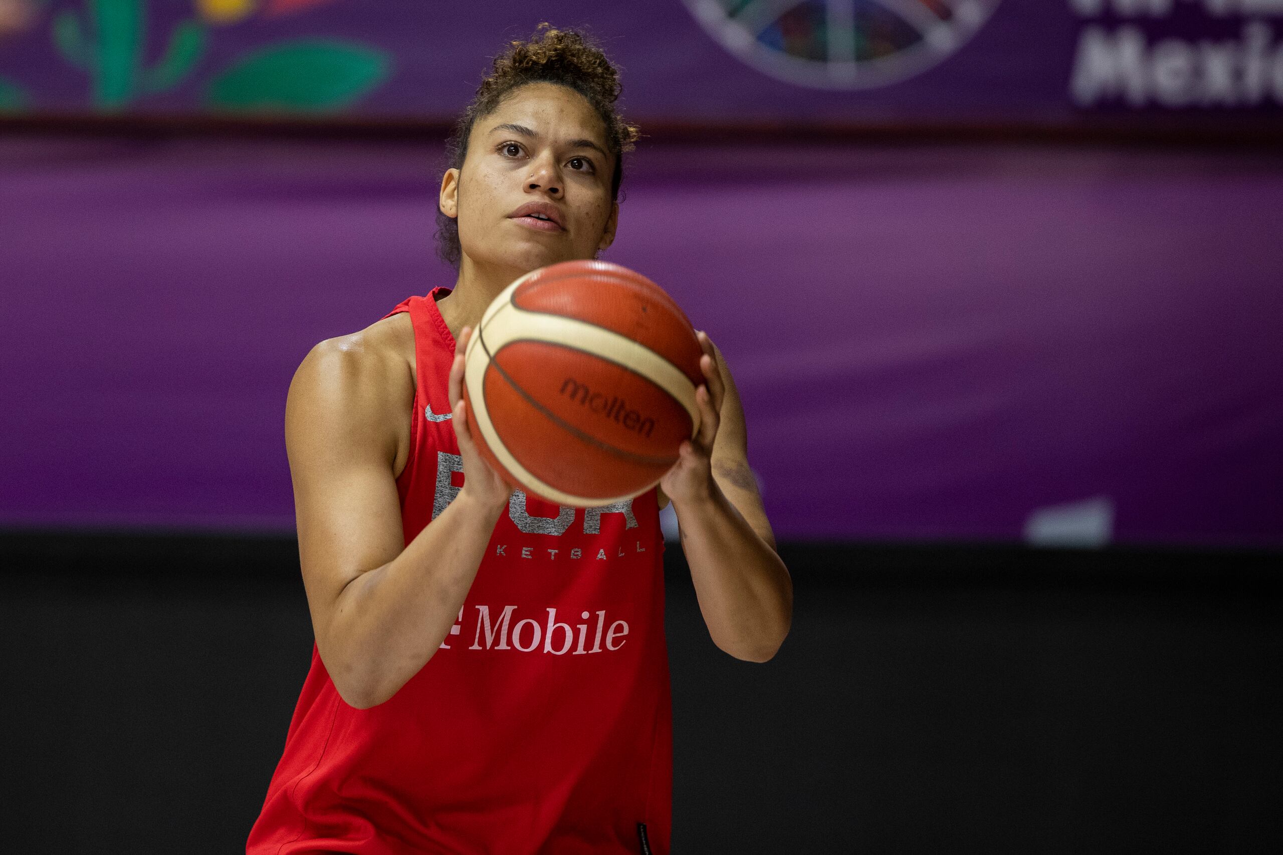Brianna Jones juega actualmente para los Halcones de Xalapa en la liga mexicana de baloncesto.