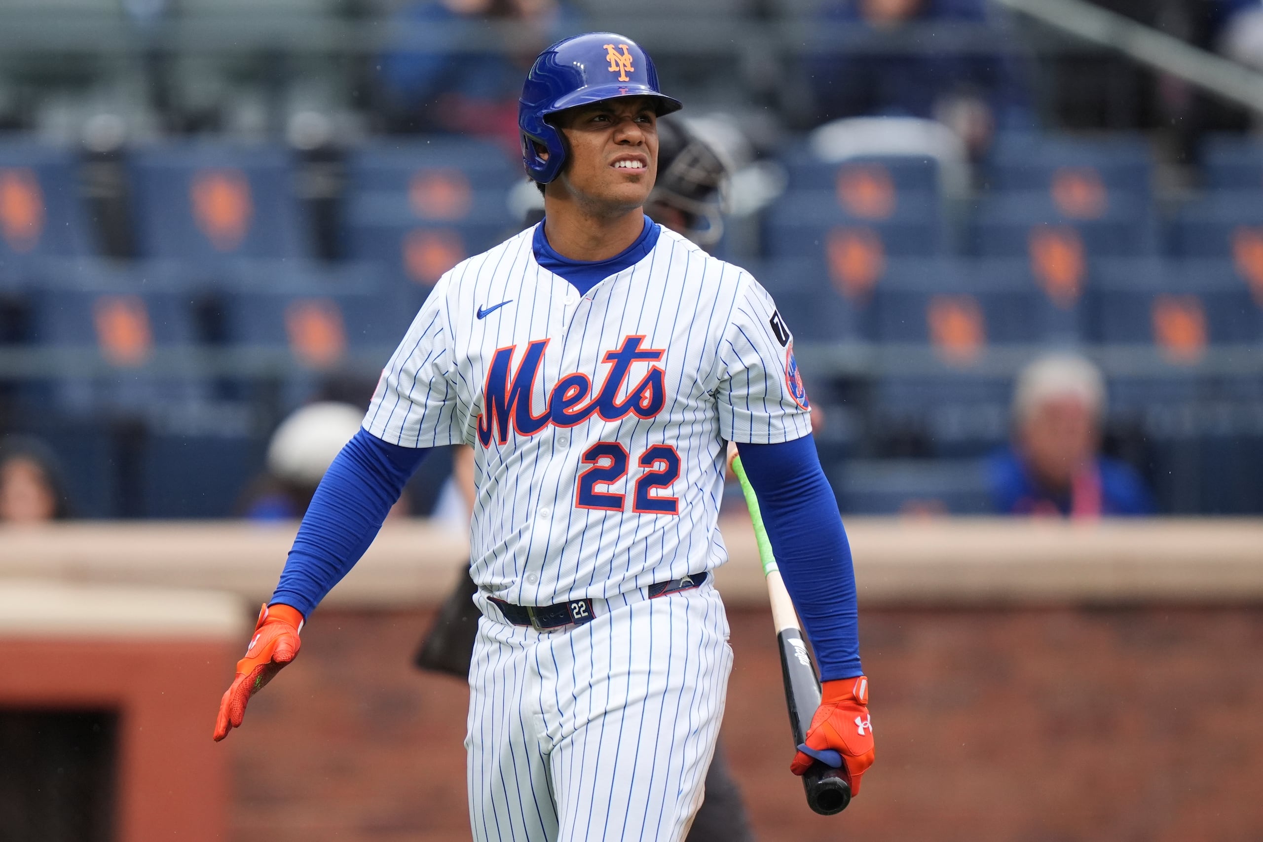 El dominicano Juan Soto, de los Mets de Nueva York, reacciona tras poncharse ante los Medias Blancas de Chicago, el miércoles 28 de mayo de 2025 (AP Foto/Frank Franklin II)