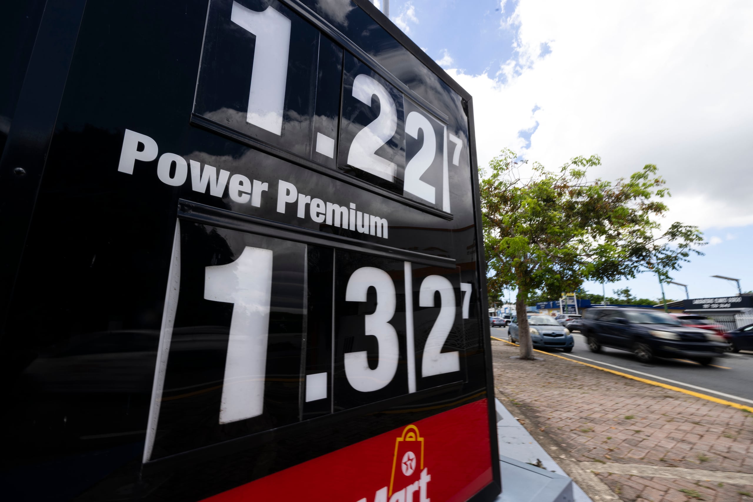 Precios de la gasolina en una foto de archivo.