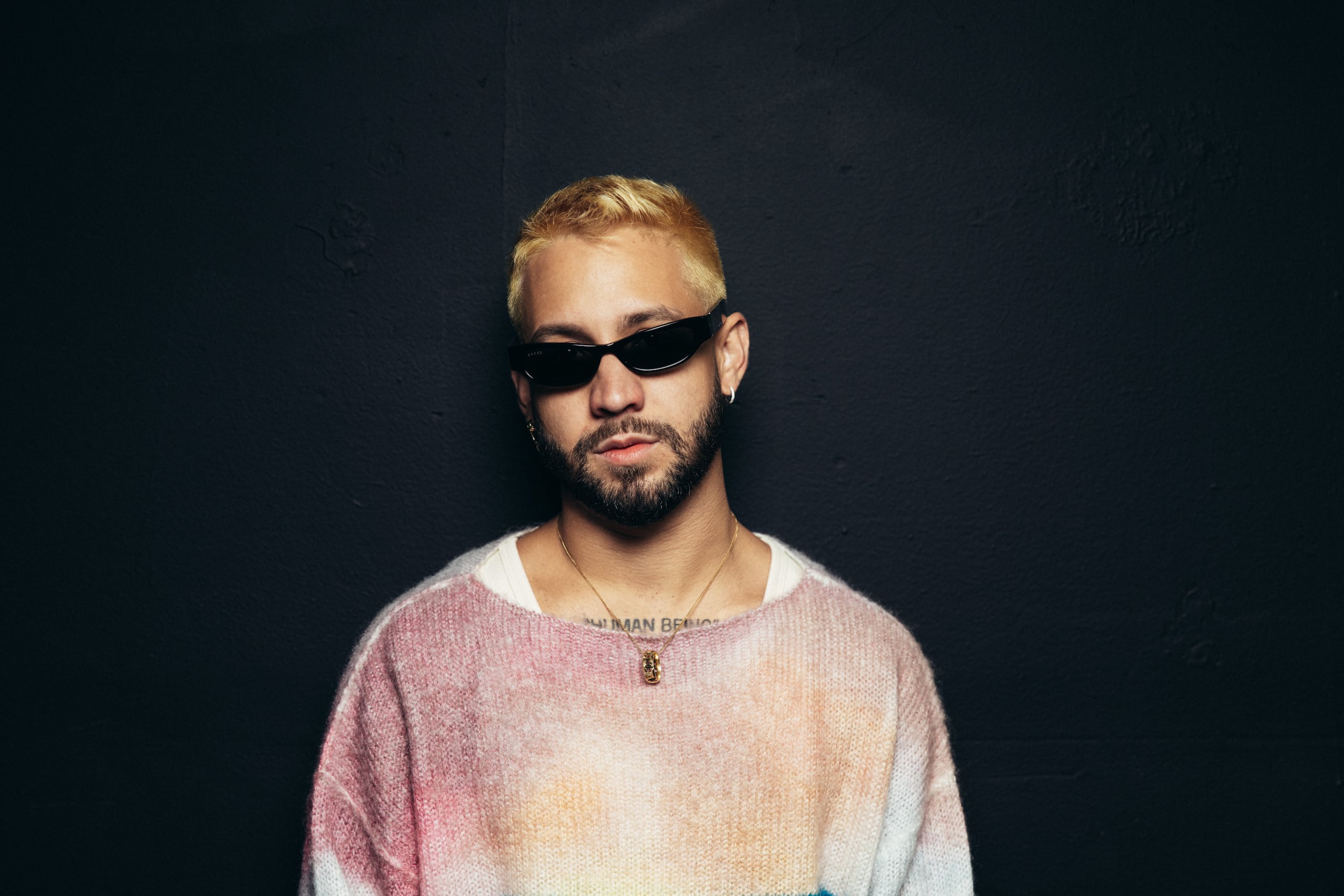 Su álbum “Estrella” cuenta con 537,694,623 millones de reproducciones.