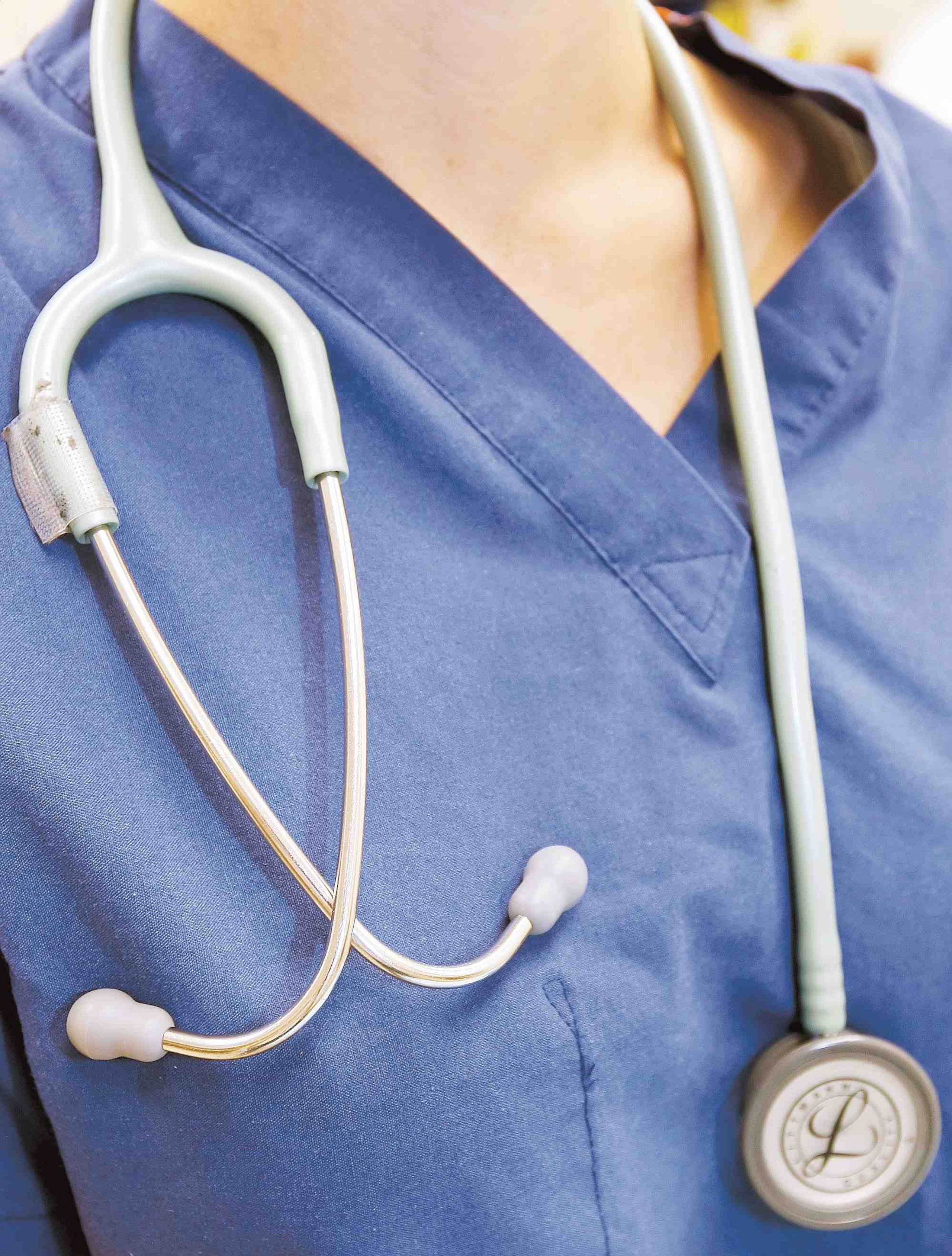 Erb esperó hasta que la enfermera estuviera entre el policía y la puerta de la habitación del hospital antes de saltar de la cama y huir, afirmó la policía. (Archivo)