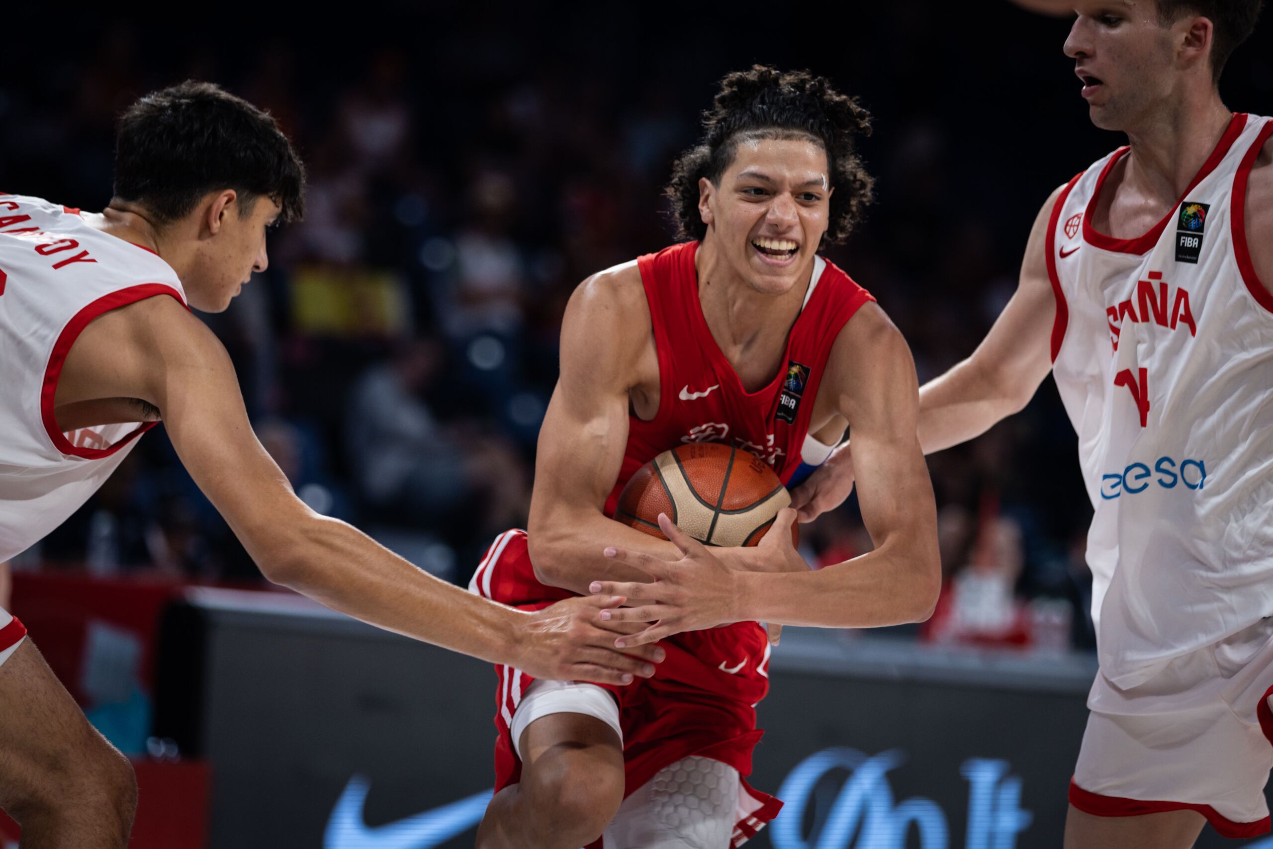 Felipe Quiñones aportó 13 puntos en el partido para Puerto Rico.