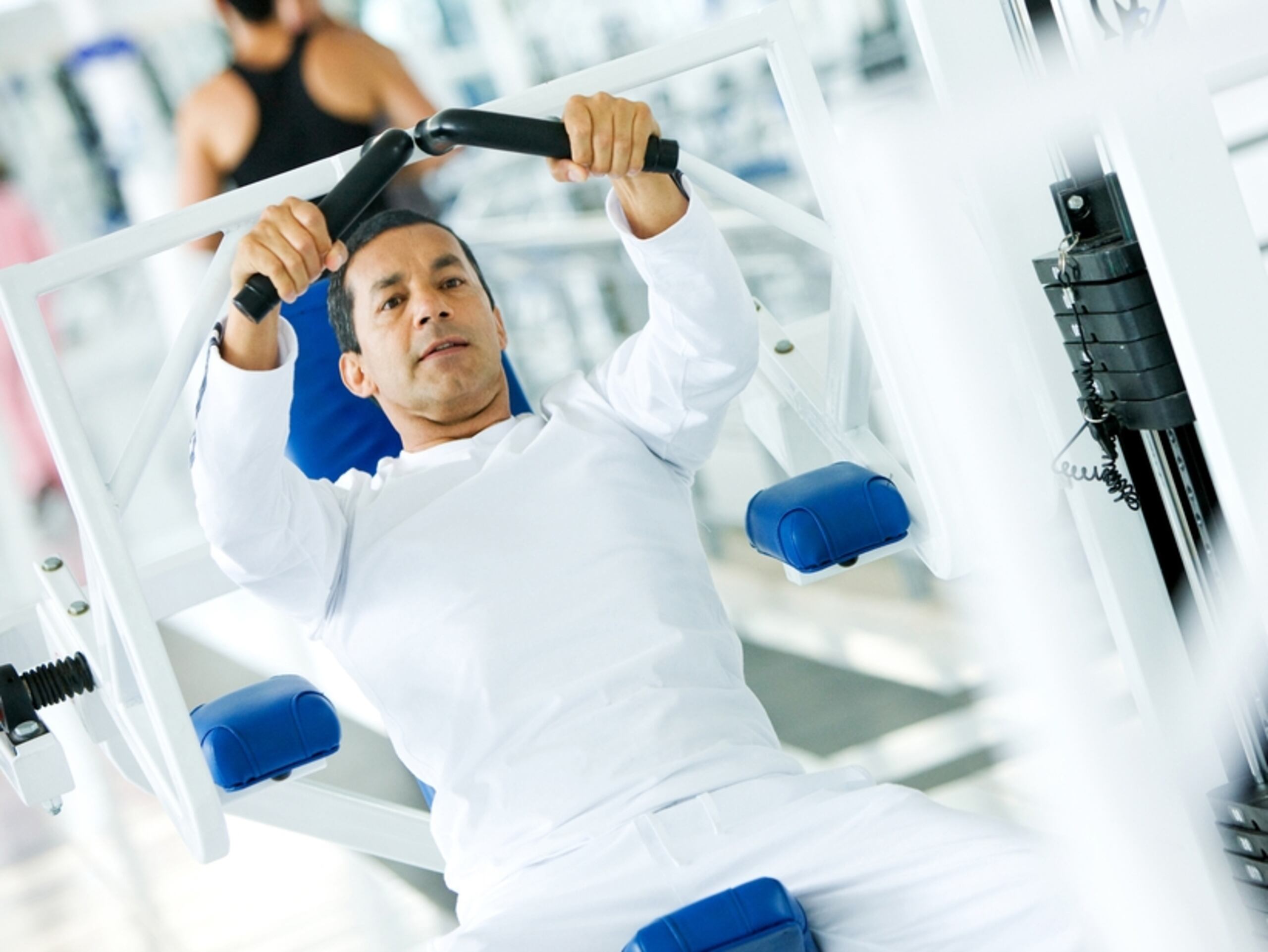 En cuanto a los programas de pérdida de peso, procura que las entidades que los manejan se encuentren a nivel local y que puedas realizar preguntas, y conocer sobre los mecanismos que utiliza para lograr el objetivo. Ten claro en qué consiste lo que te ofrecen.