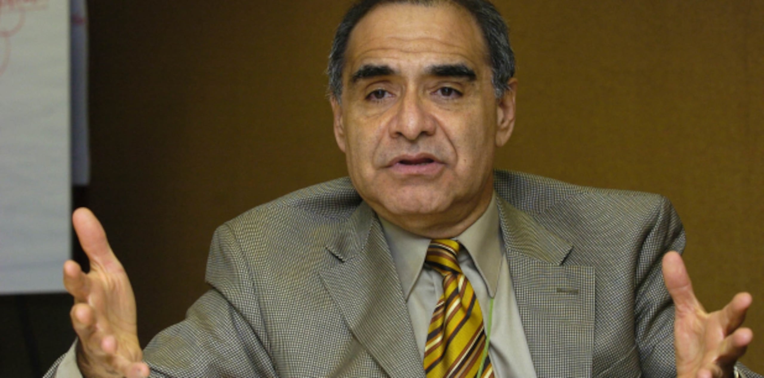 El economista José Alameda cuestionó el por qué los risk taker compran bonos y se contestó: “porque se protegen. (Archivo)