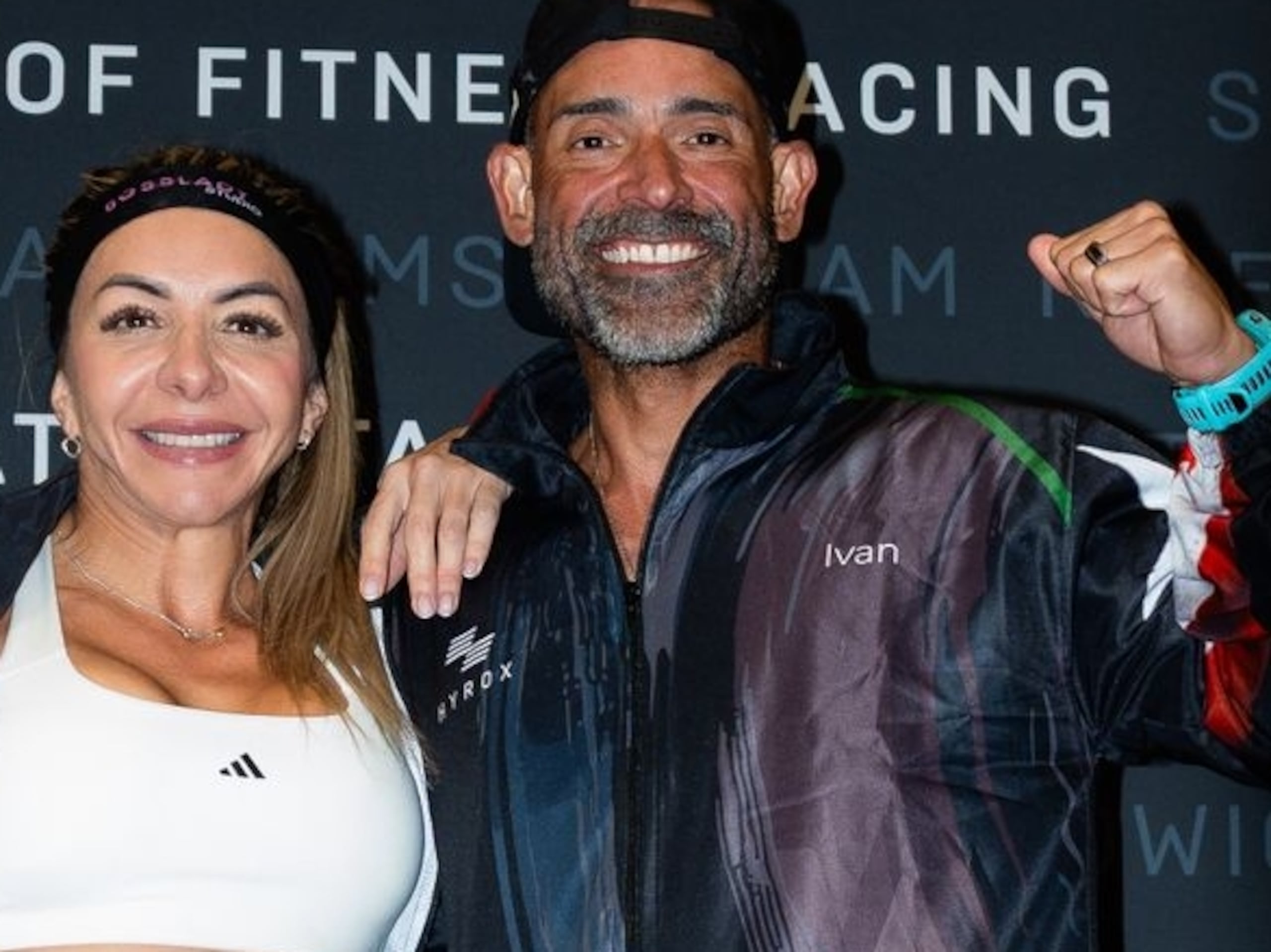 El Dr. Iván Pabón, farmacéutico y propietario de Farmacia Pabón, en Guayama y Salinas, y su esposa Marynes Colón, empresaria y fundadora de Boss Lady Studio.