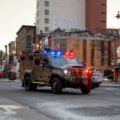 FOTOS: Maduro llega al tribunal federal de Manhattan bajo fuerte escolta policial