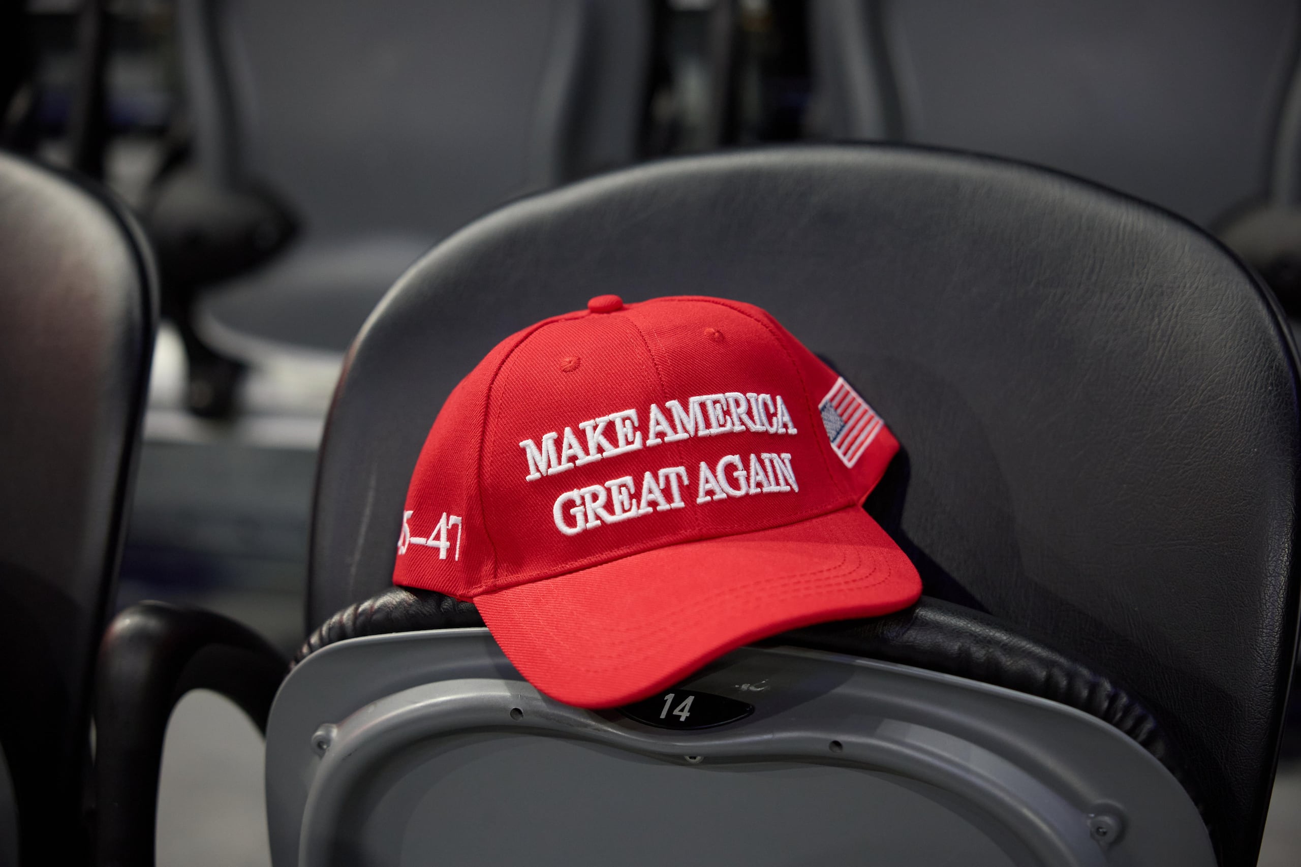 La encuesta se levantó tras el asesinato el 10 de septiembre del comentarista conservador Charlie Kirk. (EFE/EPA/ALLISON DINNER/ARCHIVO)