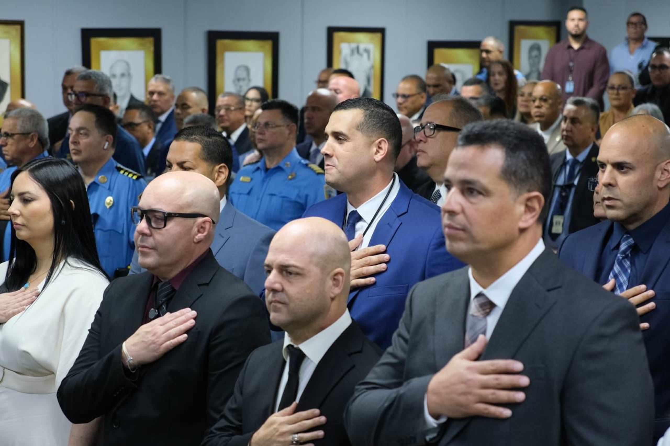 Un nuevo grupo de poligrafistas se graduó el sábado.