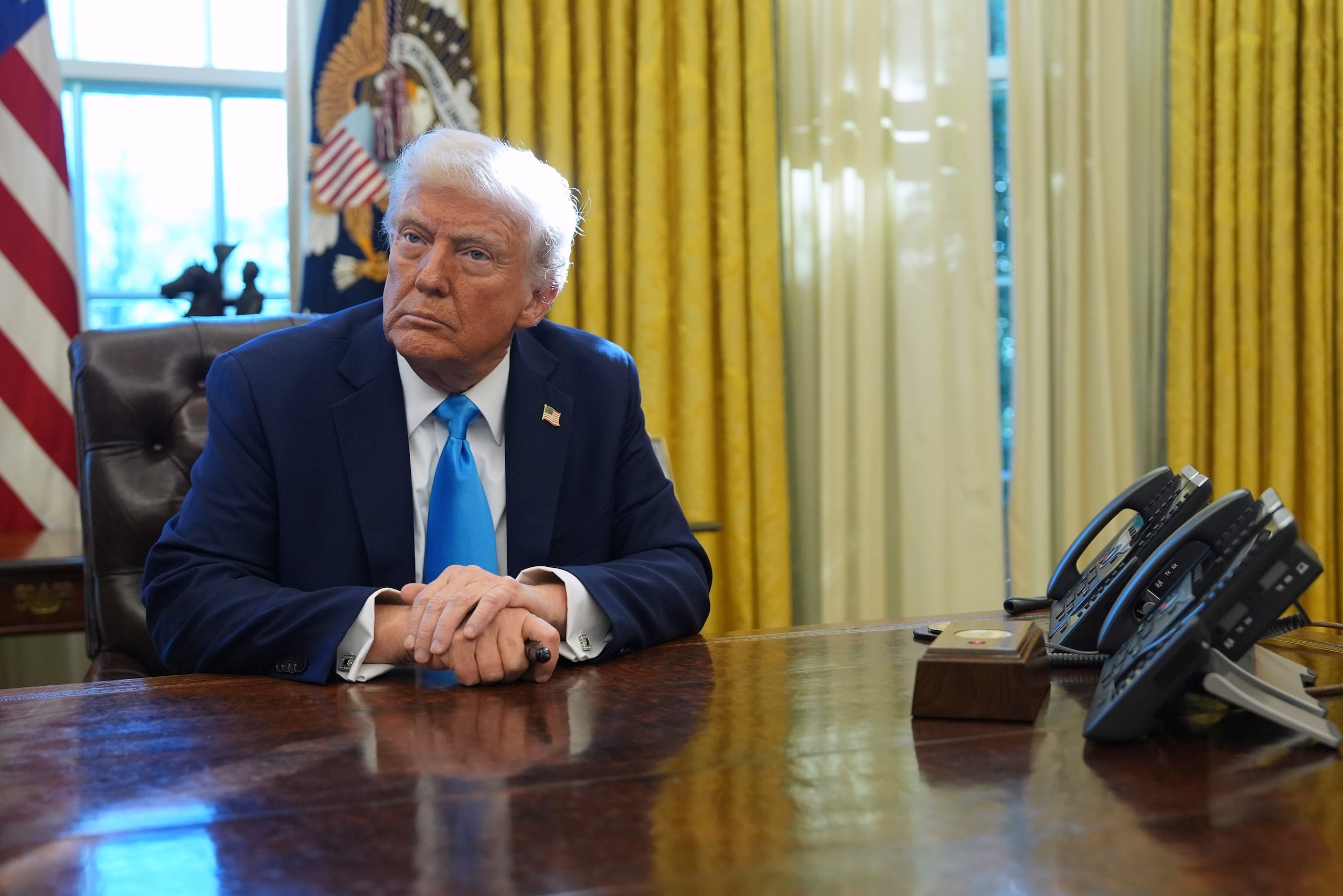 En un mensaje en su red Truth Social, Trump dice que “parece que el ‘periodicucho’ de izquierda conocido como Politico recibió 8 millones de dólares” provenientes de USAID.