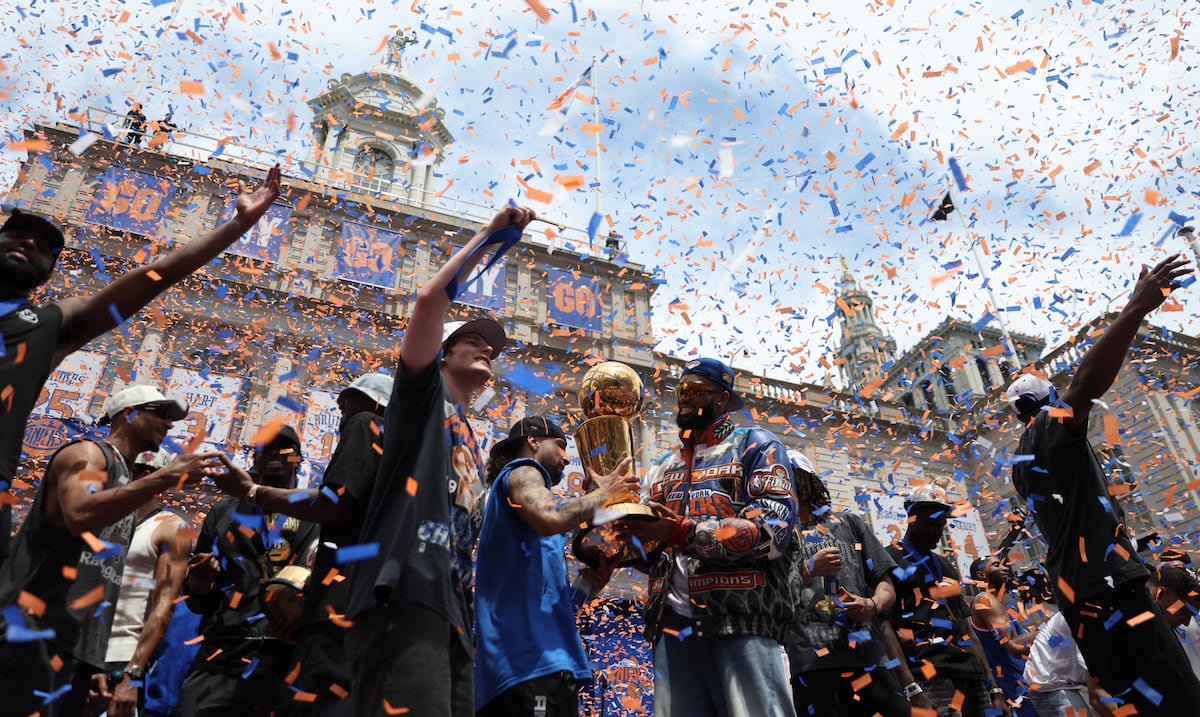 Nueva York desfila: Los Knicks celebran su título de la NBA tras 53 años