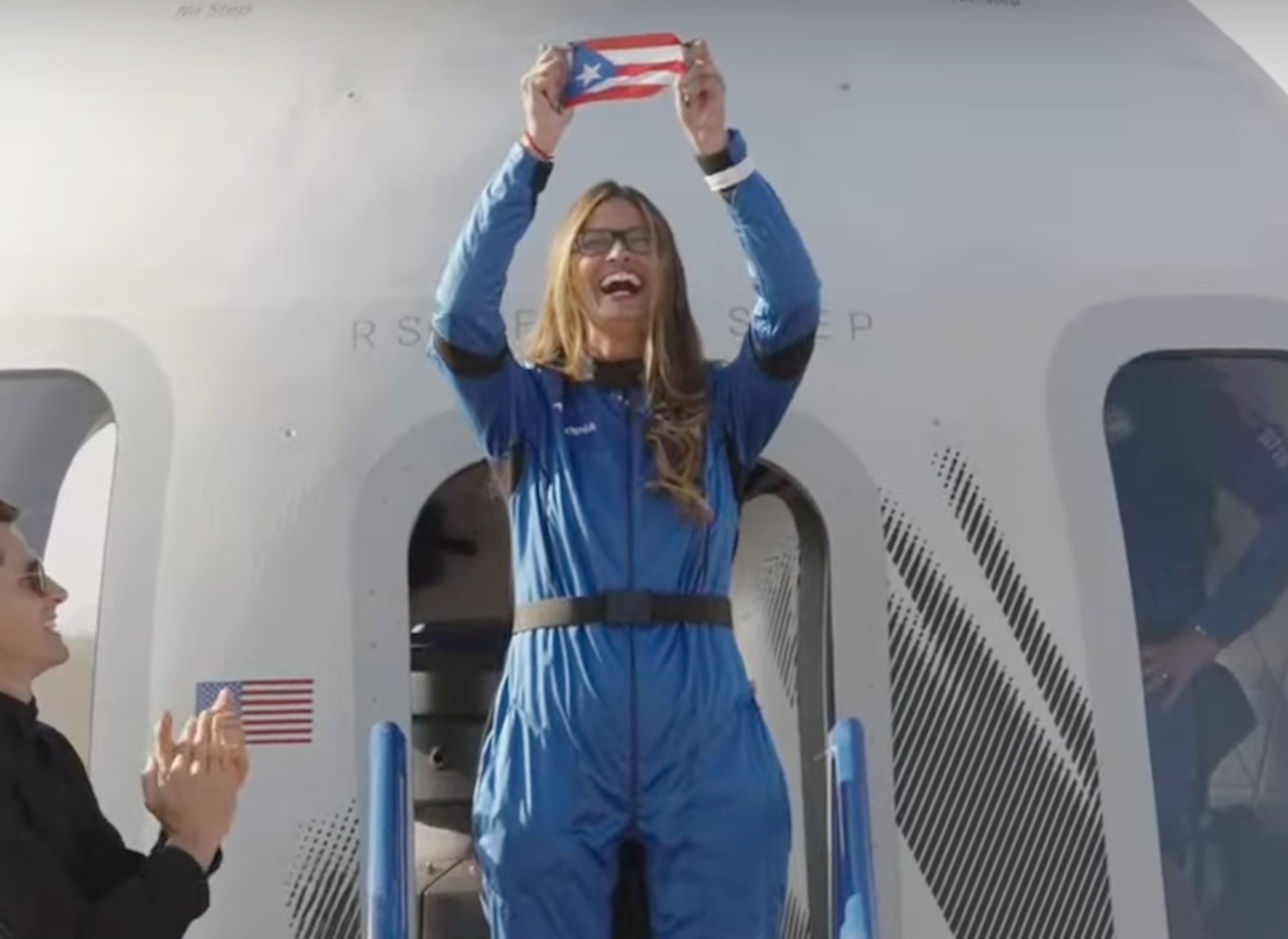 Aymette Medina Jorge tras culminar su corta travesía al espacio.