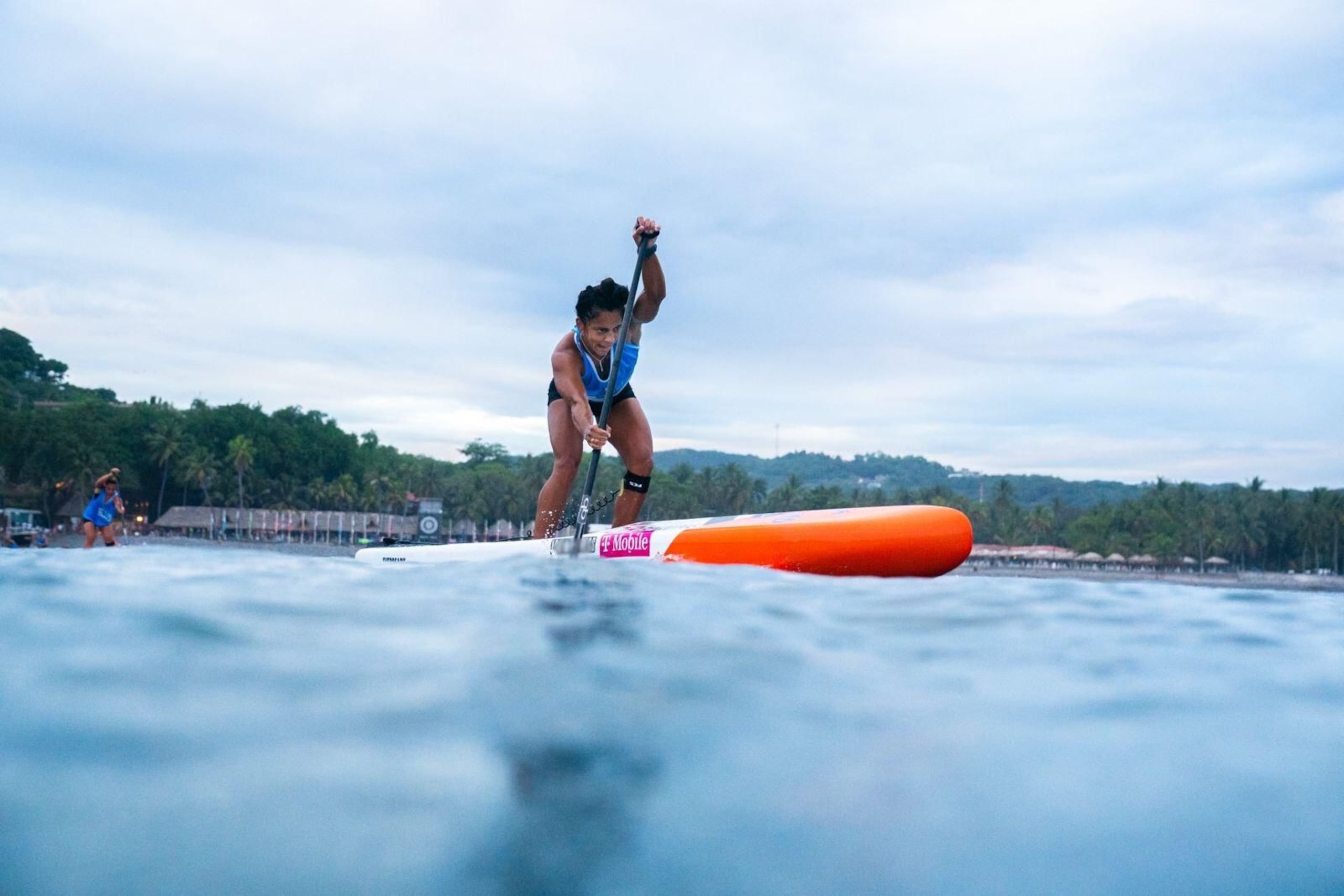 Mariecarmen Rivera en el ISA World SUP & Paddleboard Championship 2025.