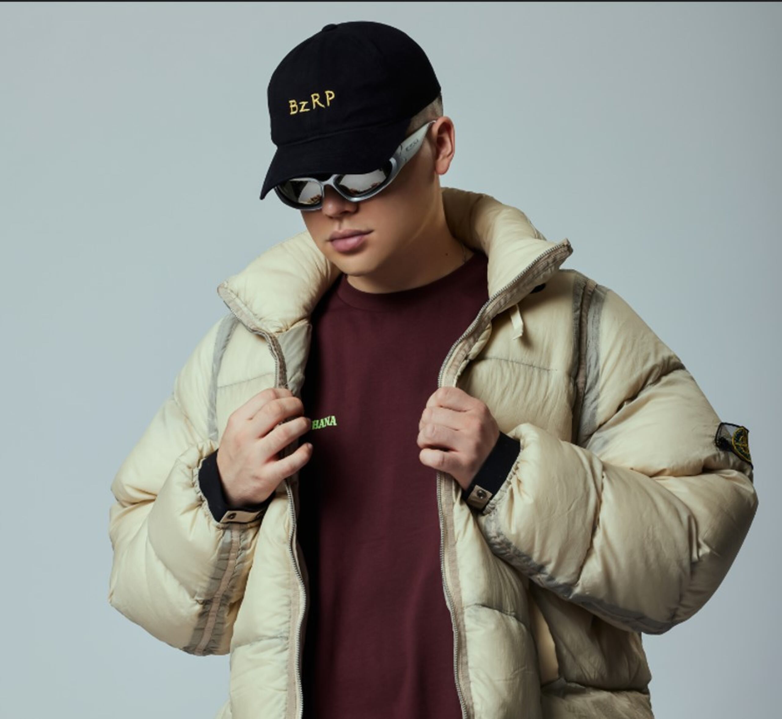 Ha colaborado con Arcángel, Eladio Carrión, Young Miko, Villano Antillano, Nicky Jam, Residente, Anuel AA y Rauw Alejandro.