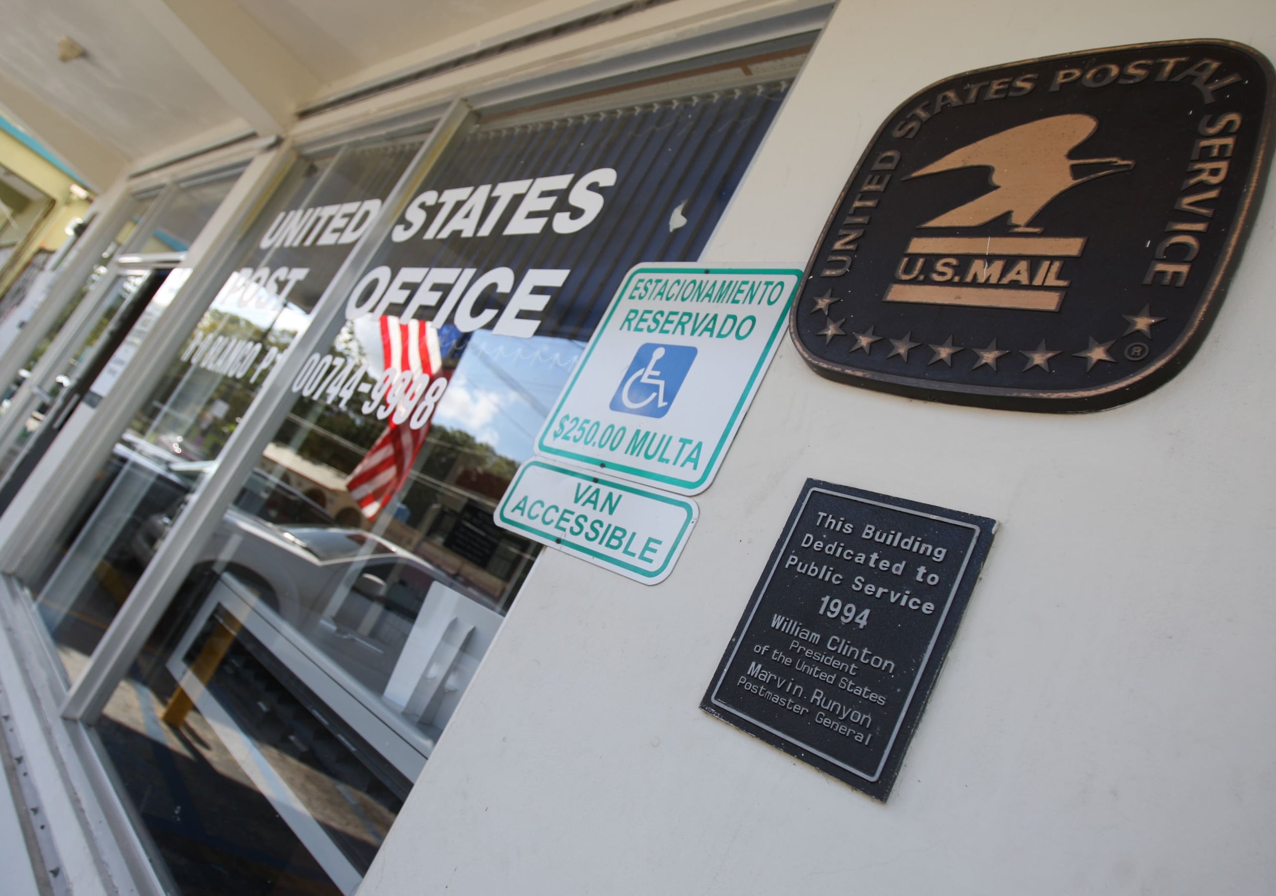 García Colón fue arrestado el 18 de marzo cuando salía del correo de Aguadilla, tras recibir un paquete con más de cinco libras de fentanilo.