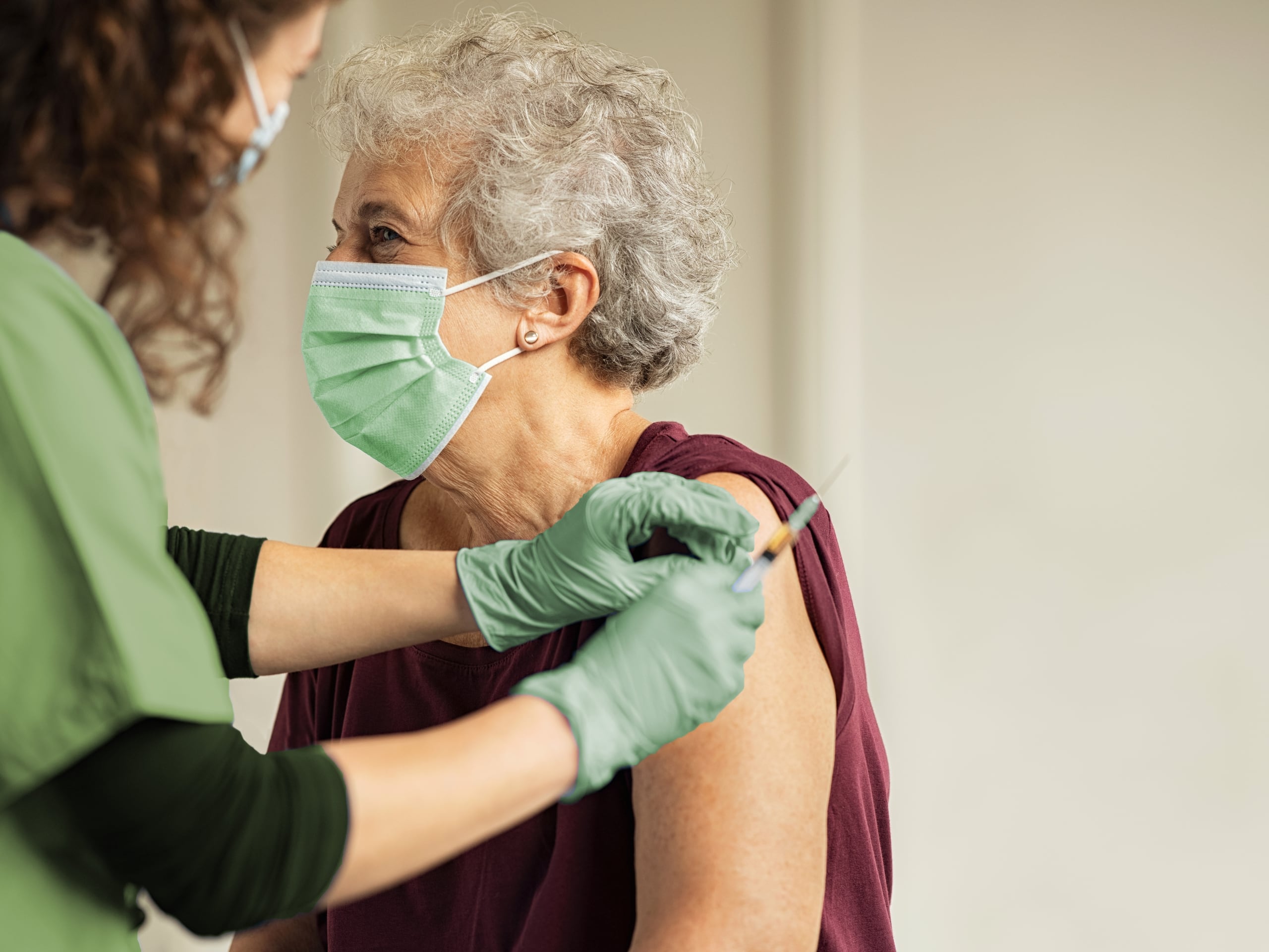 La vacuna contra la influenza podría estar disponible desde agosto, pero lo ideal es vacunarnos lo antes posible para estar protegidos lo más temprano cada temporada.