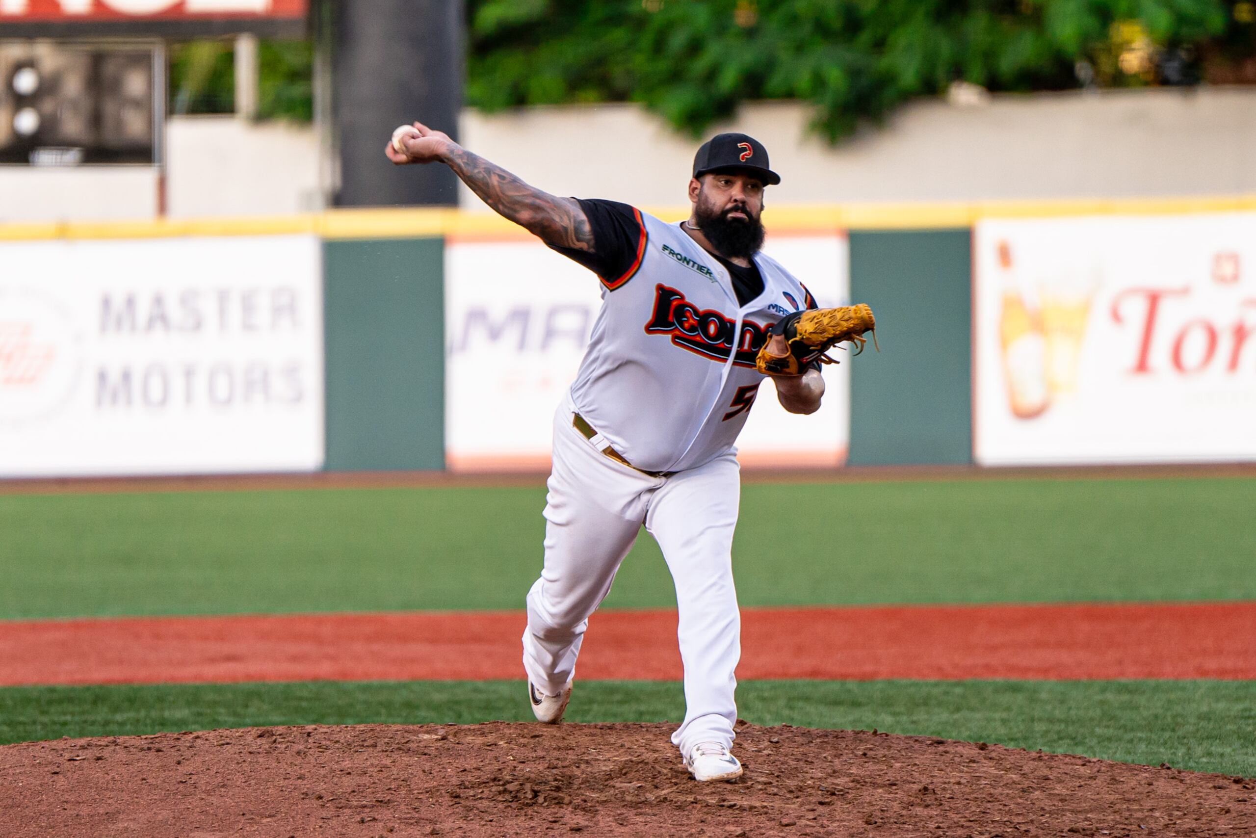 Yoanys Quiala logró su primera victoria en la temporada invernal 2024-25.