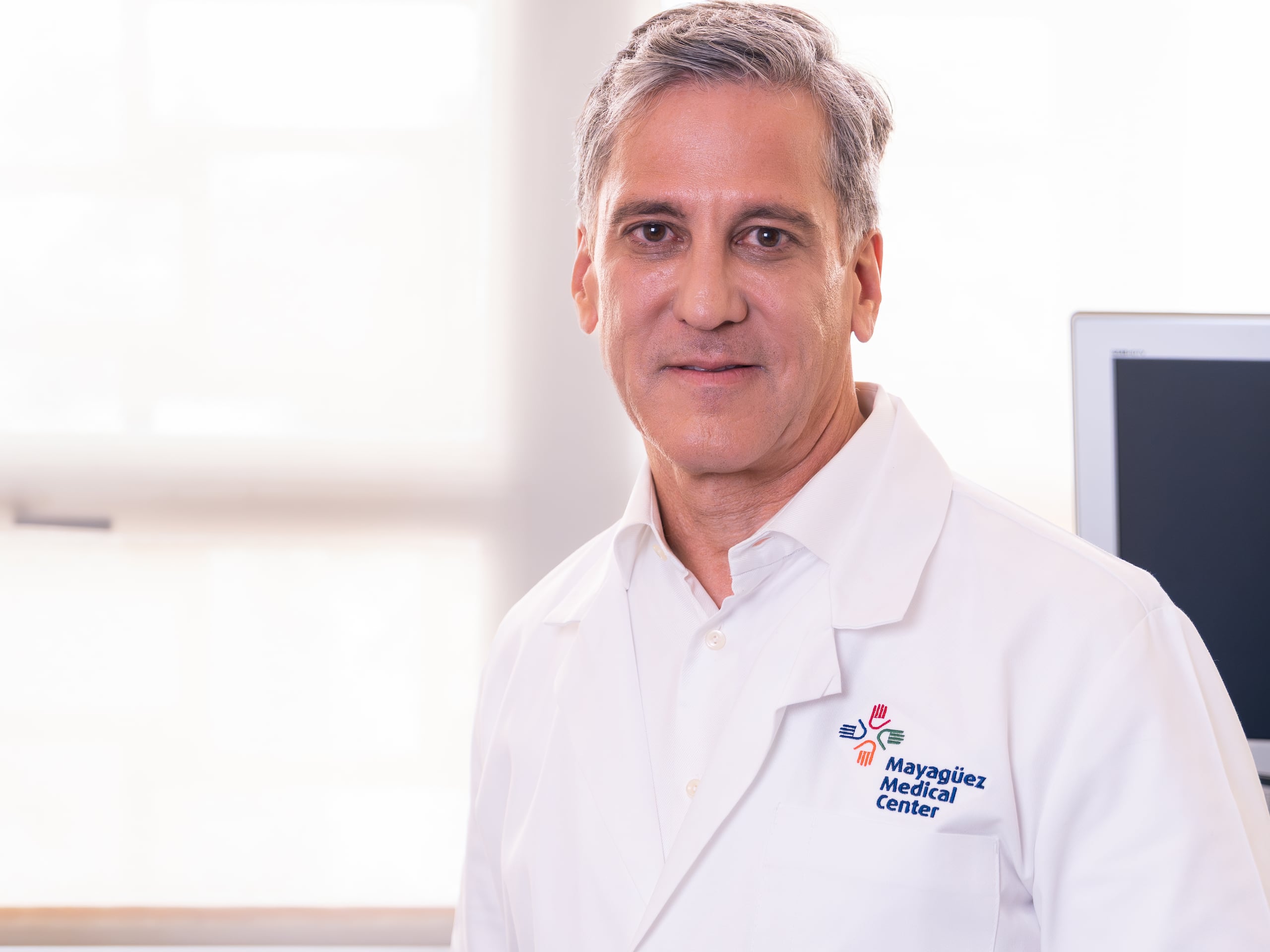 Doctor Miguel Lasalle López, cirujano especialista en otorrinolaringología, otología y neurotología en el Mayagüez Medical Center.