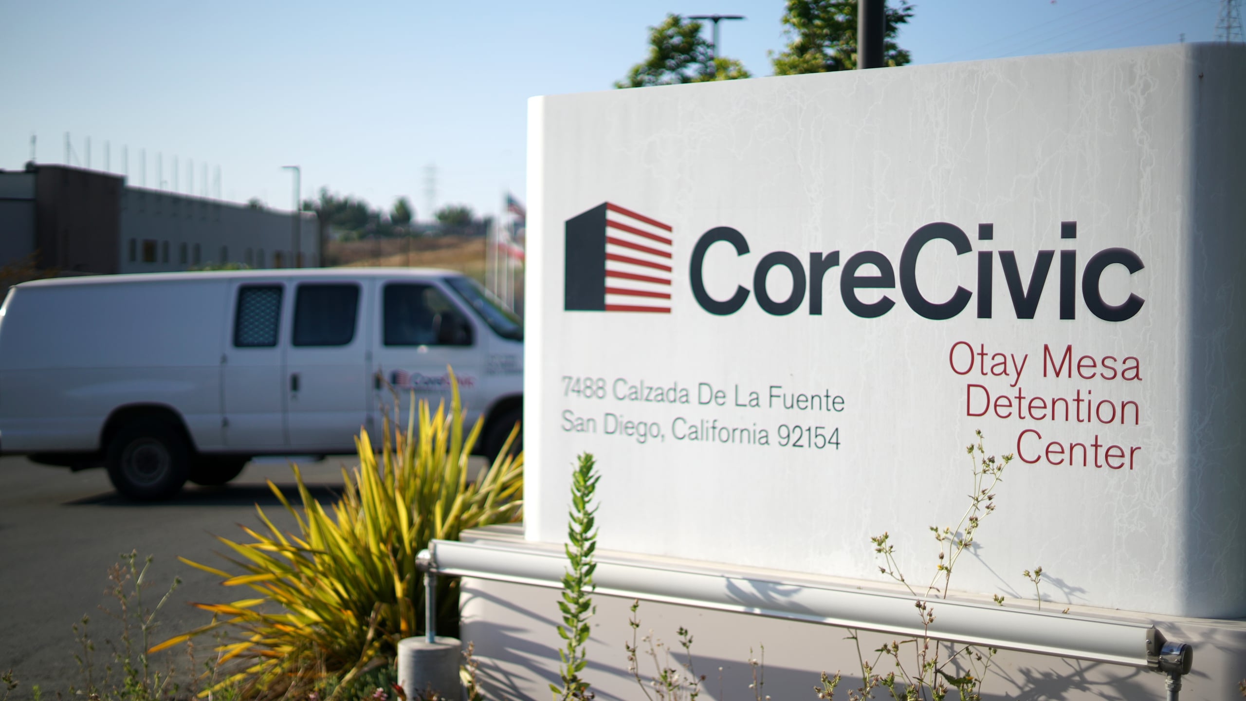 El gobierno adquirió el Centro de Detención de Otay Mesa y el Centro de Detención de California City. (EFE/Manuel Ocaño)