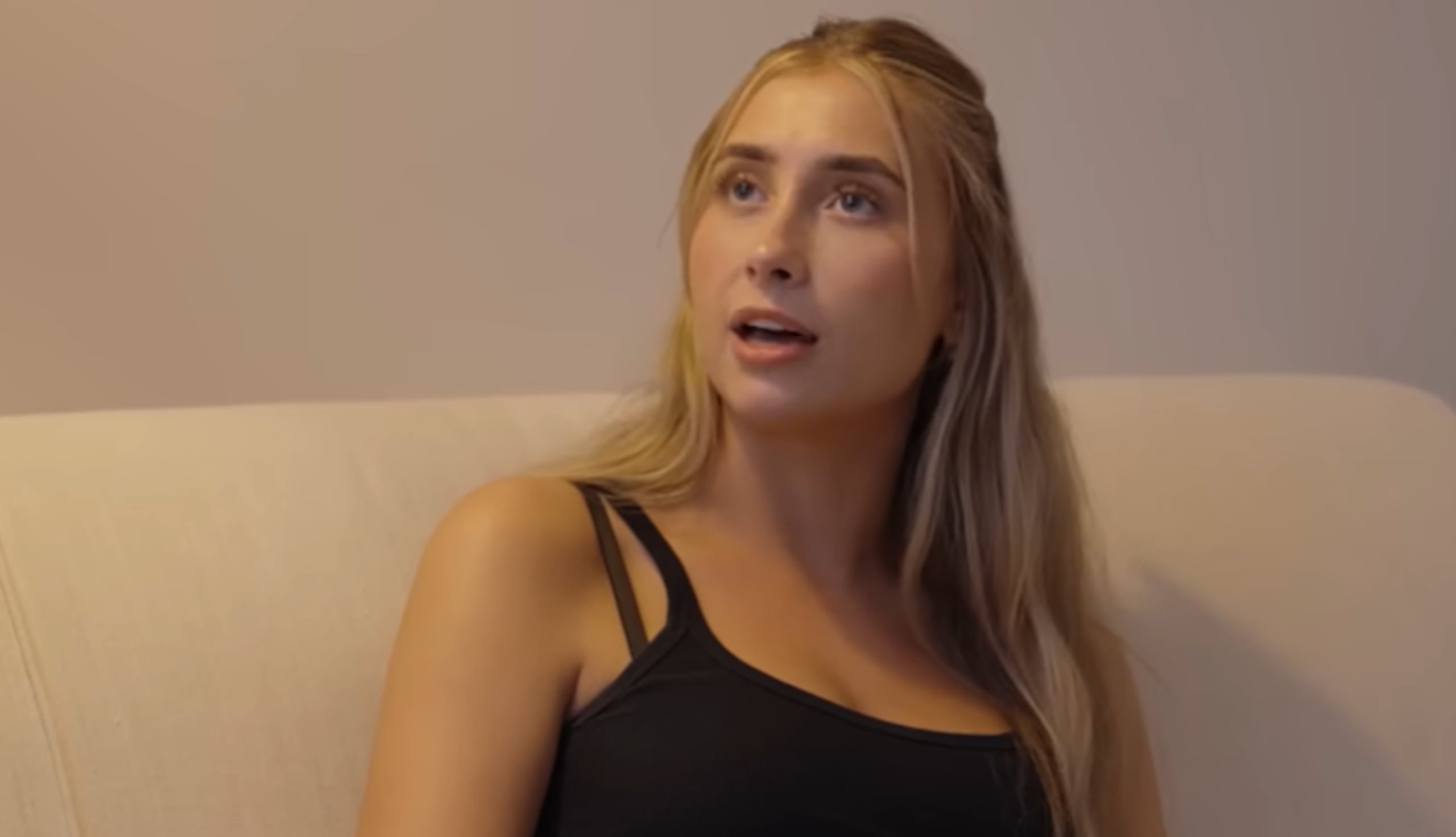 Modelo de Onlyfans quiere realizar un intenso reto sexual.