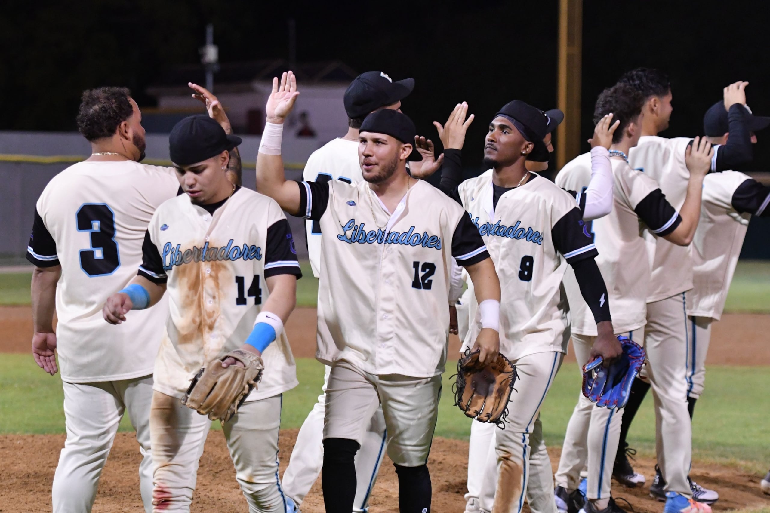 Kevin Ramos debuta como dirigente-jugador en Hormigueros.