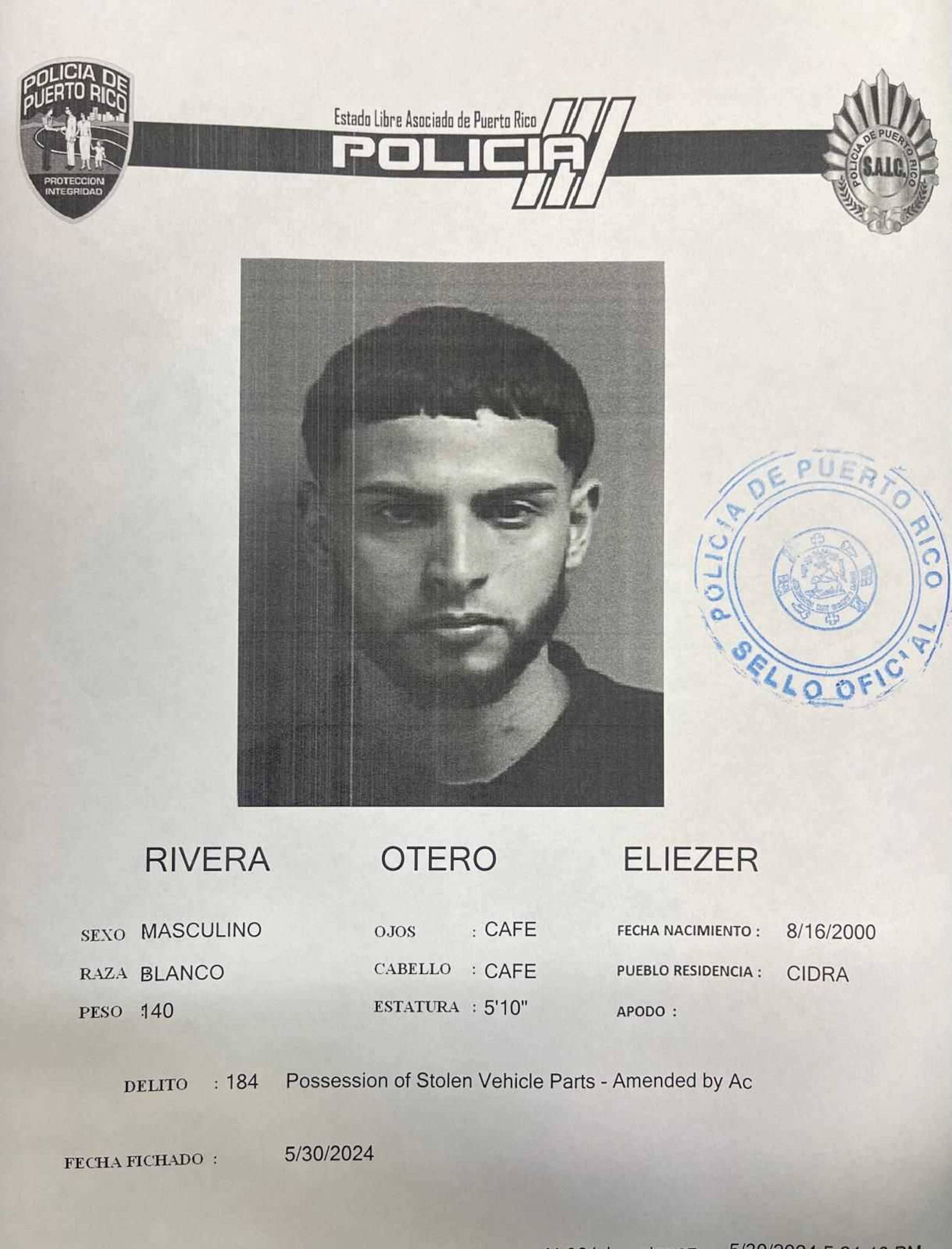 Rivera Otero fue arrestado hoy en el Tribunal de Caguas, donde compareció por un trámite relacionado a una orden de protección expedida en su contra.