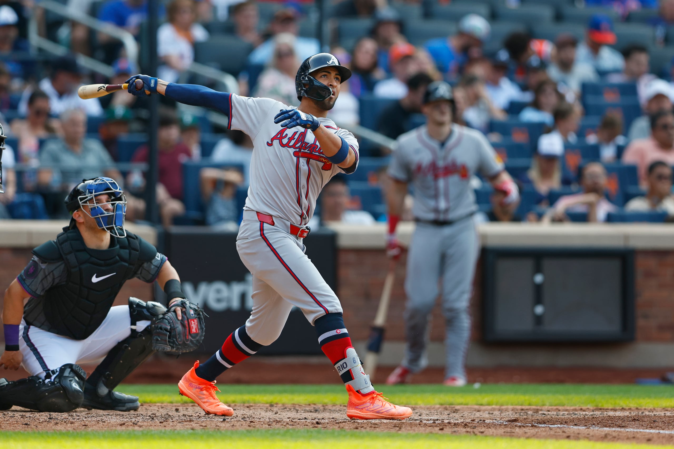 Eddie Rosario en uniforme de los Braves de Atlanta.