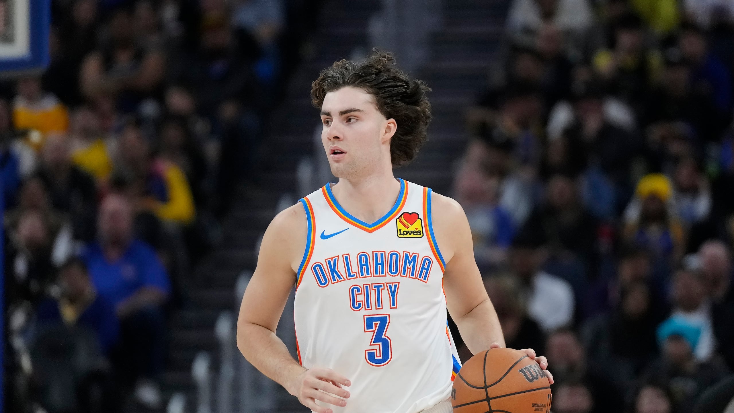 El escolta del Thunder de Oklahoma City, Josh Giddey, está bajo investigación por el alegado involucramiento con una joven menor de edad.