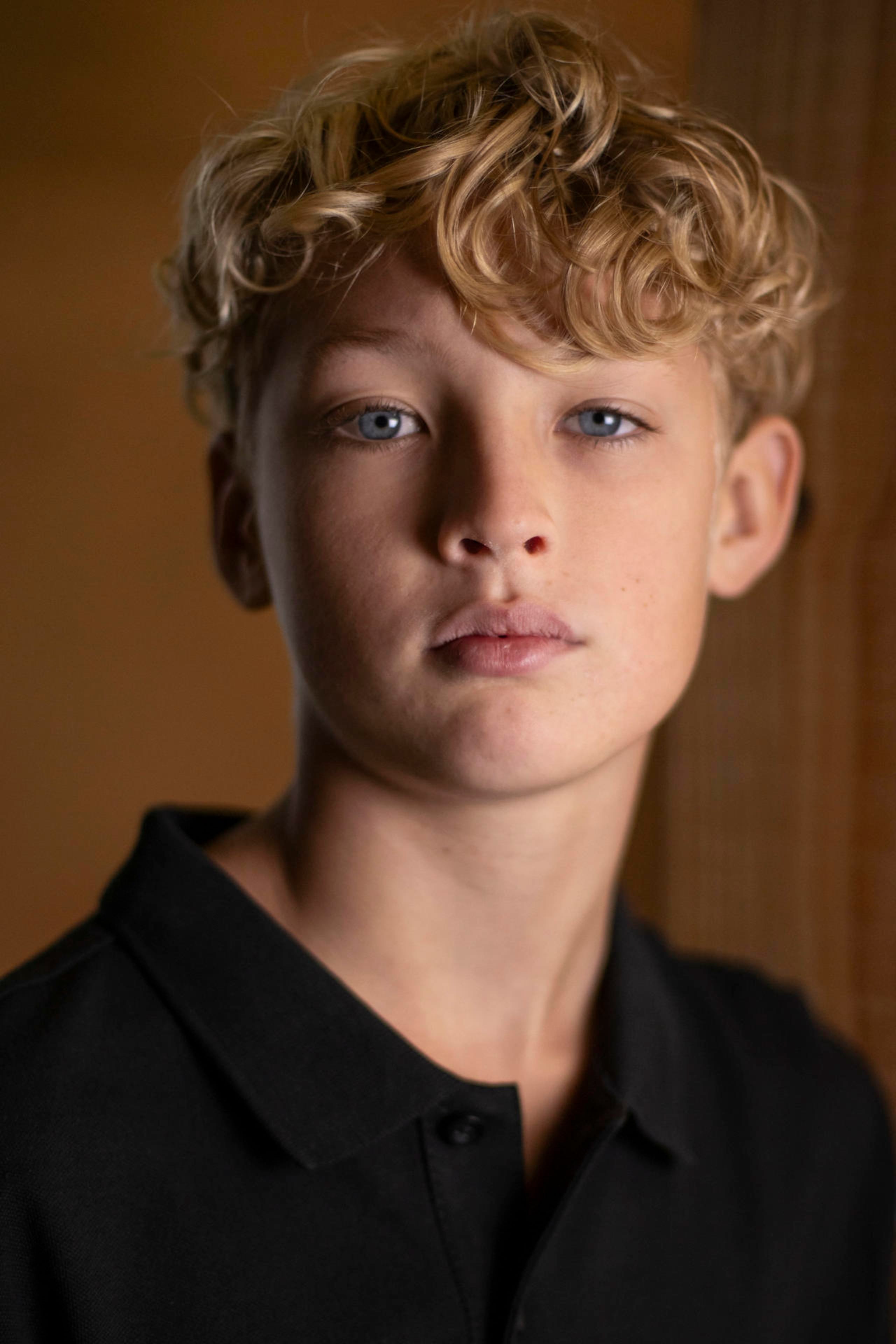Lox Pratt heredará el papel de Draco Malfoy, que en la saga cinematográfica interpretaba Tom Felton.