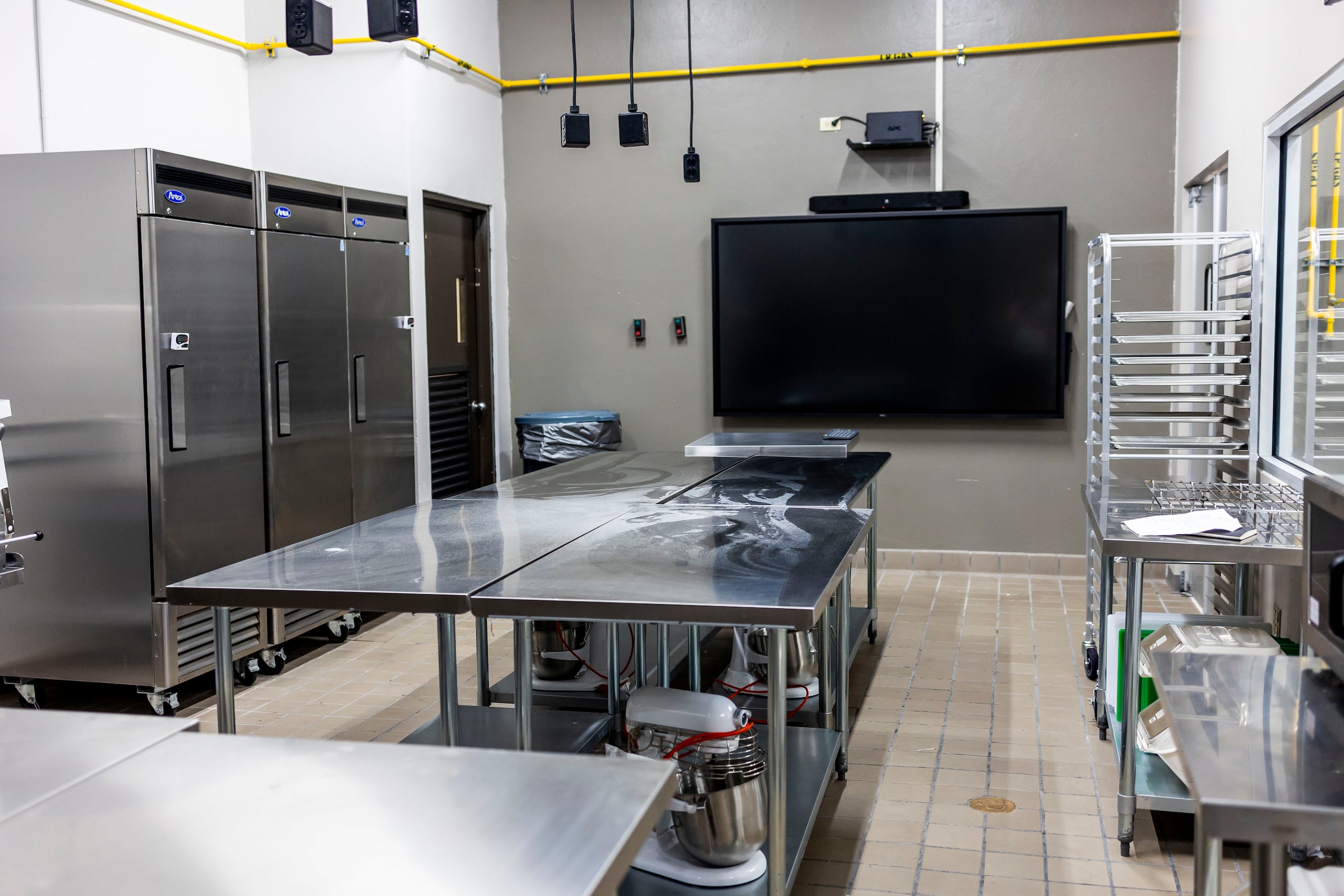 Parte de los equipos de cocina en la escuela.