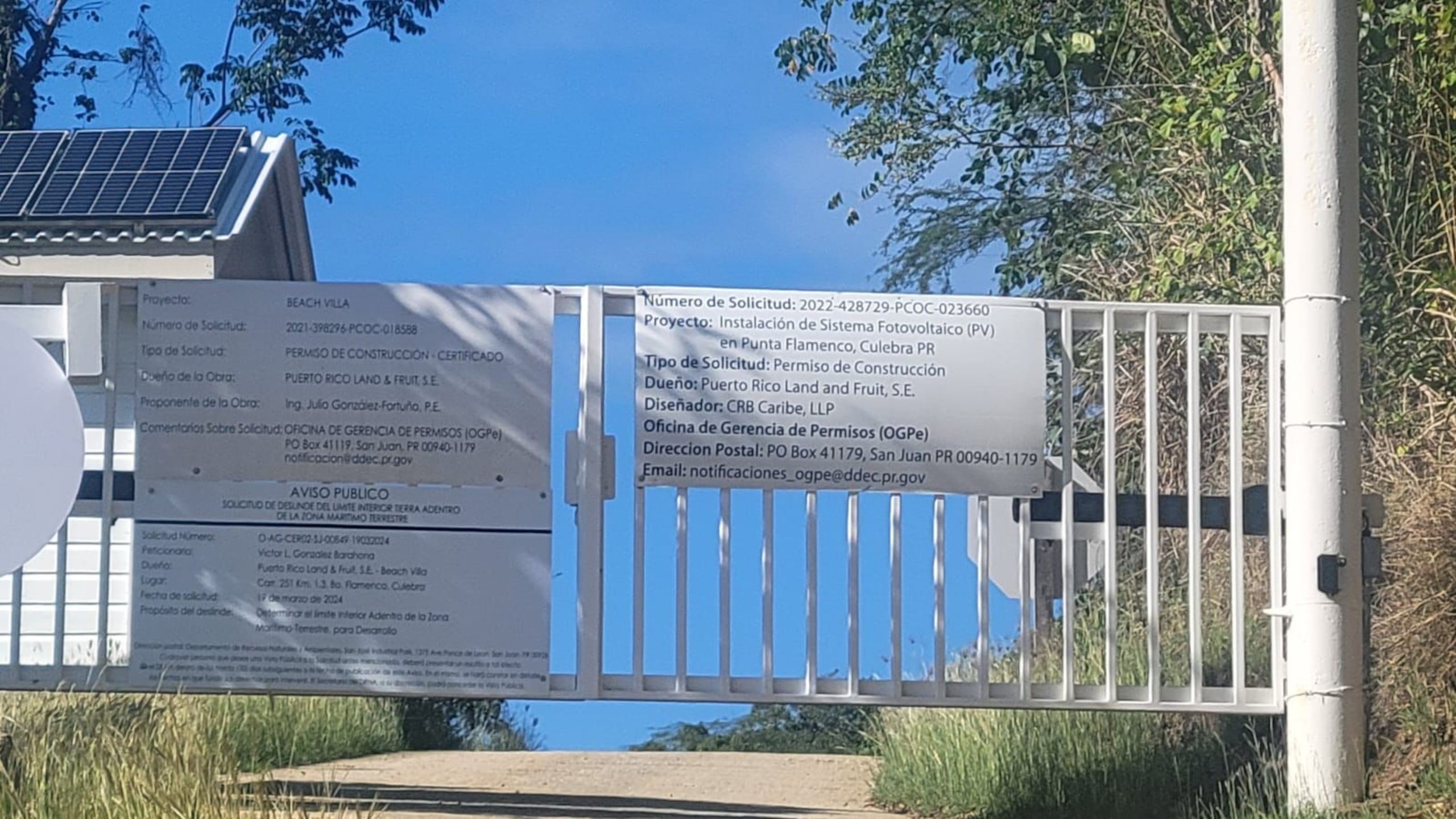 Actualmente, hay tres letreros con avisos colocados en una verja que bloquea el acceso al antiguo puesto de observación, a pesar de que, según Lucking, ese sitio “está aún en manos del Refugio Nacional de Vida Silvestre de Culebra y una división del Servicio Federal de Pesca y Vida Silvestre (FWS, en inglés)”.